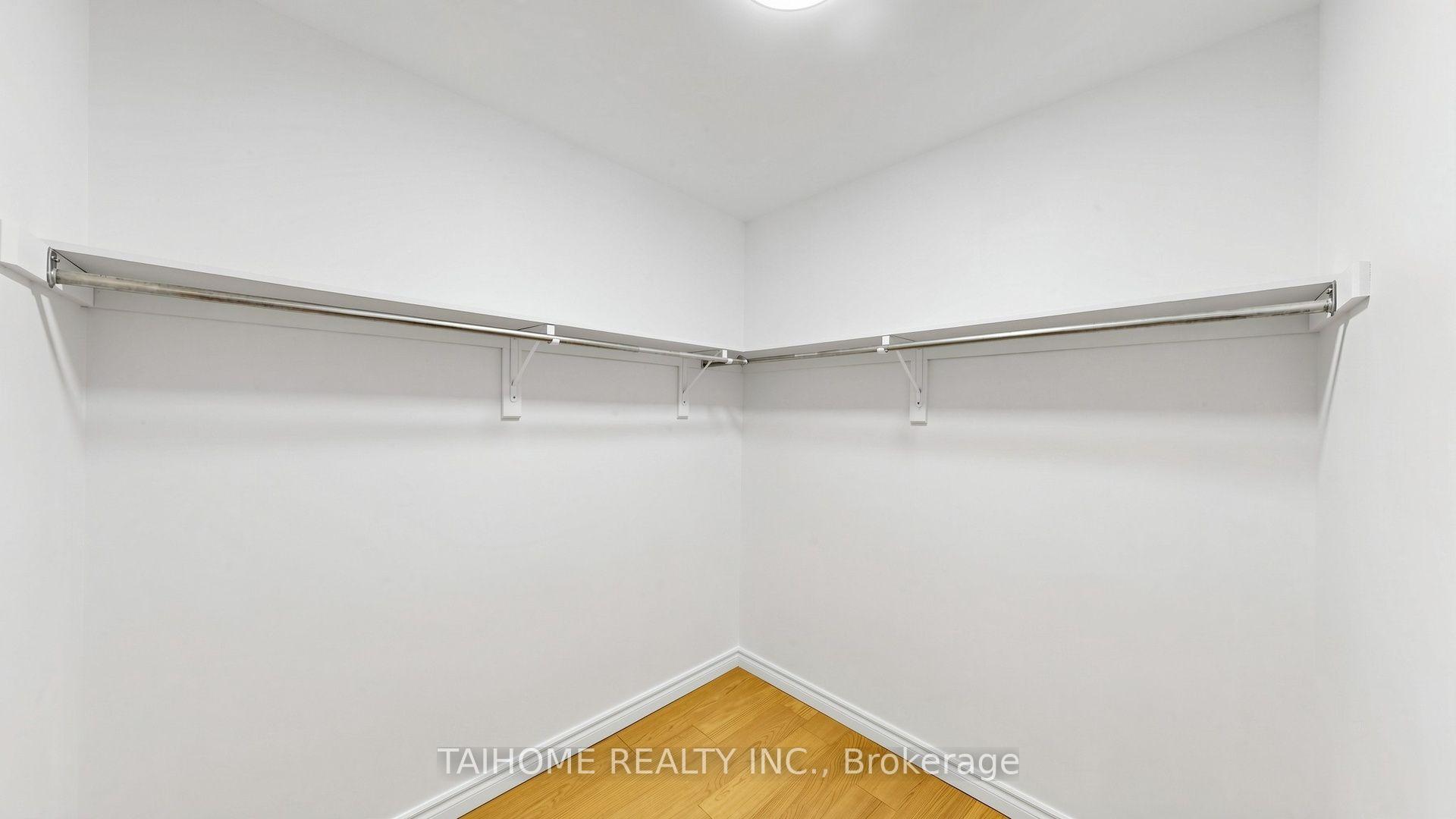 Photo 43 of 3573 Colonial Drive, Mississauga, Erin Mills — HOMEH