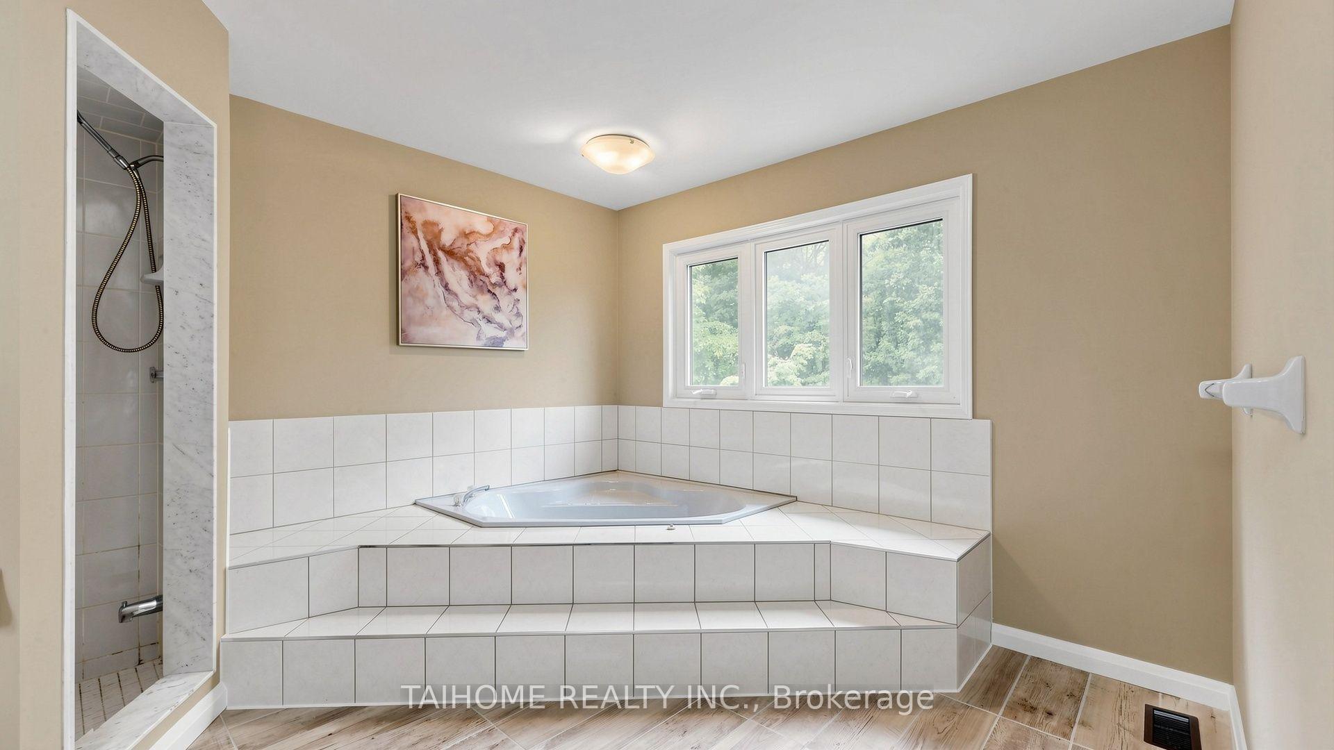 Photo 45 of 3573 Colonial Drive, Mississauga, Erin Mills — HOMEH