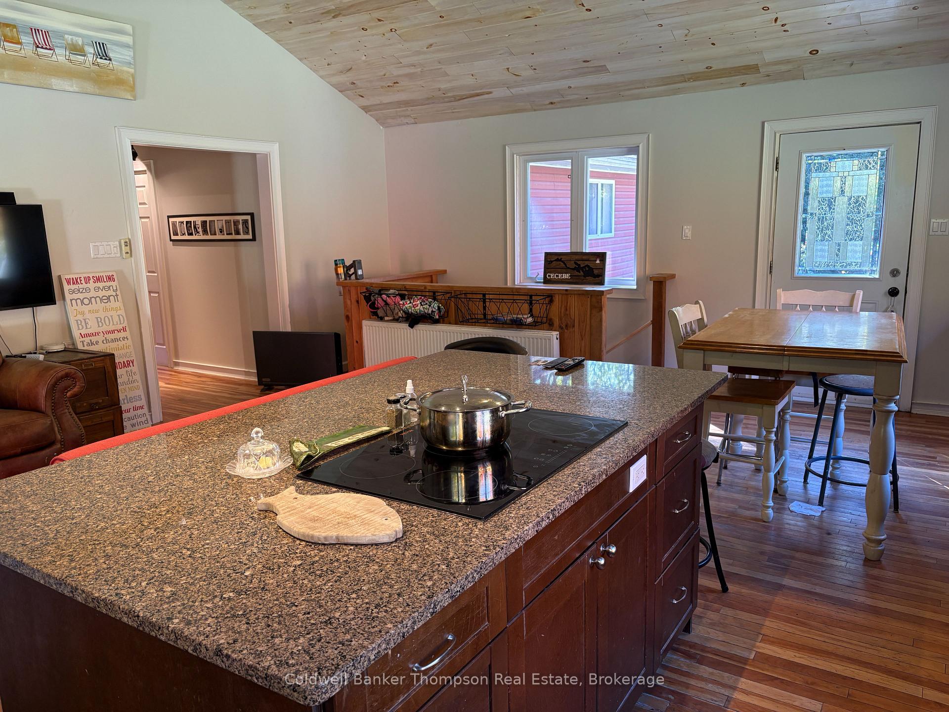 Photo 6 of 2519 South Horn Lake Road, Magnetawan — HOMEH