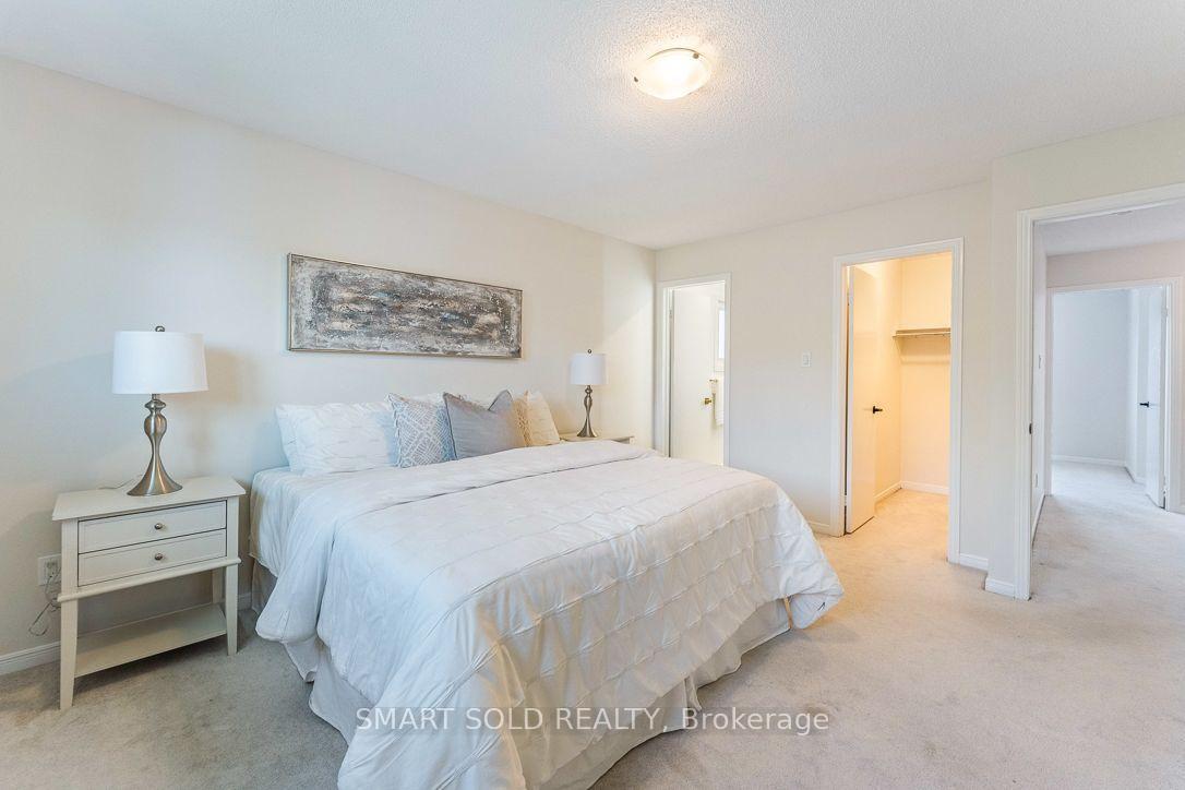 Photo 18 of 853 Apple Gate Court, Mississauga, Creditview — HOMEH