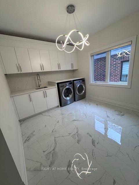 Photo 26 of 21 Casavant Court, Vaughan, Patterson — HOMEH