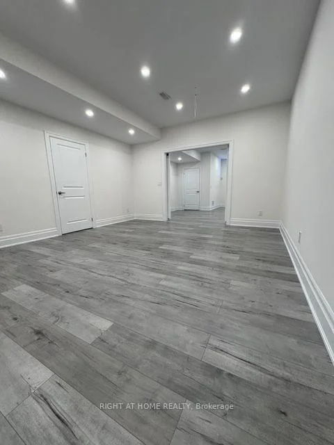 Photo 41 of 21 Casavant Court, Vaughan, Patterson — HOMEH