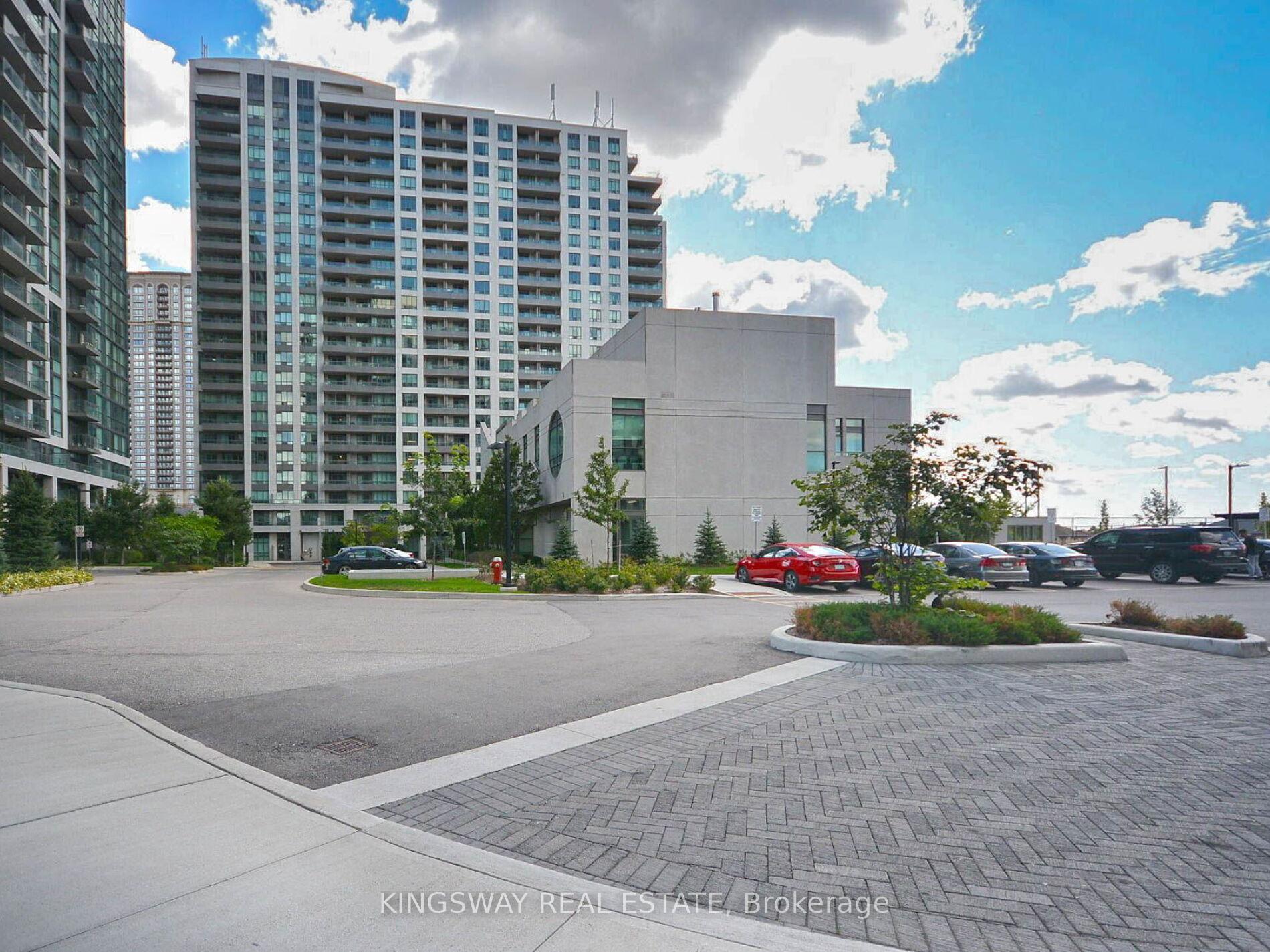 Photo 5 of Unit Ph 111, 349 Rathburn Road, Mississauga, City Centre — HOMEH