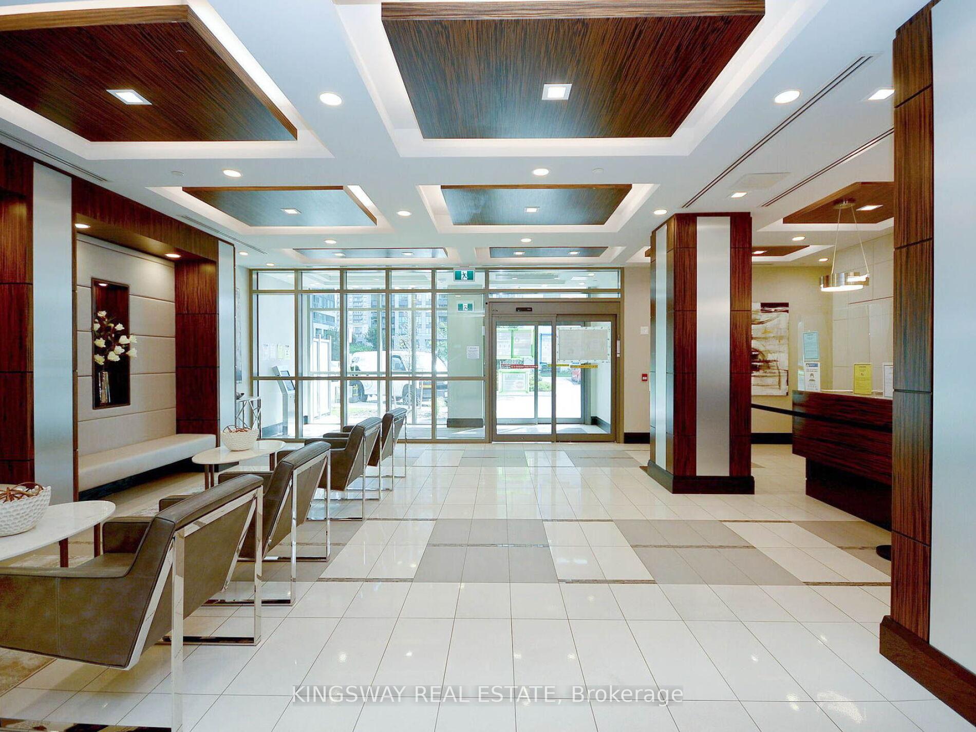Photo 7 of Unit Ph 111, 349 Rathburn Road, Mississauga, City Centre — HOMEH