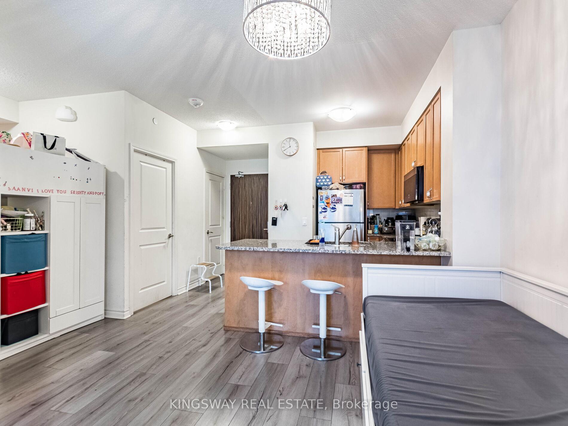 Photo 27 of Unit Ph 111, 349 Rathburn Road, Mississauga, City Centre — HOMEH