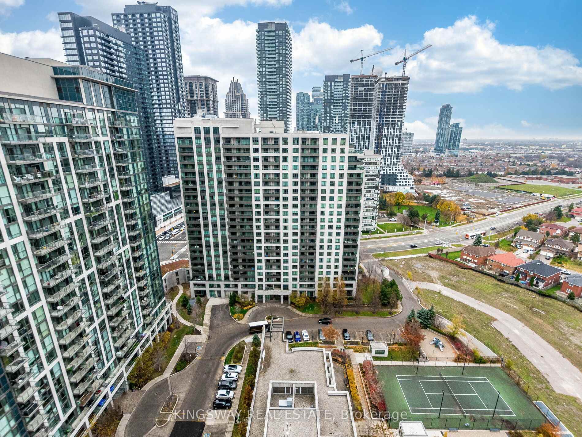 Photo 40 of Unit Ph 111, 349 Rathburn Road, Mississauga, City Centre — HOMEH