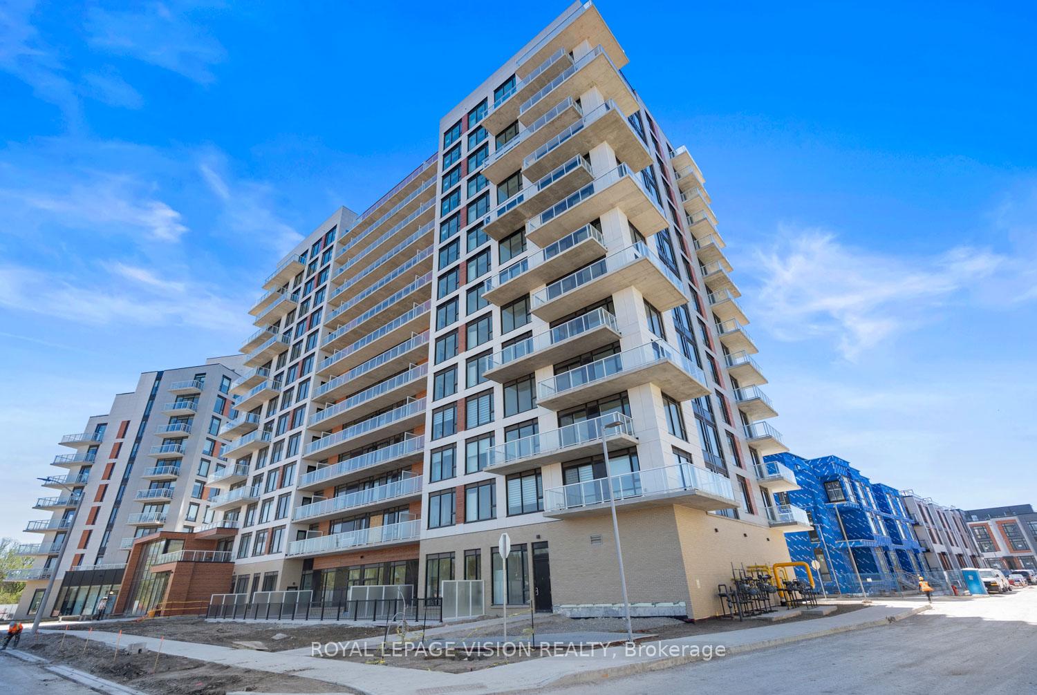 Photo 3 of Unit 625, 2 David Eyer Road, Richmond Hill, Rural Richmond Hill — HOMEH