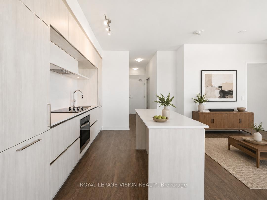 Photo 4 of Unit 625, 2 David Eyer Road, Richmond Hill, Rural Richmond Hill — HOMEH