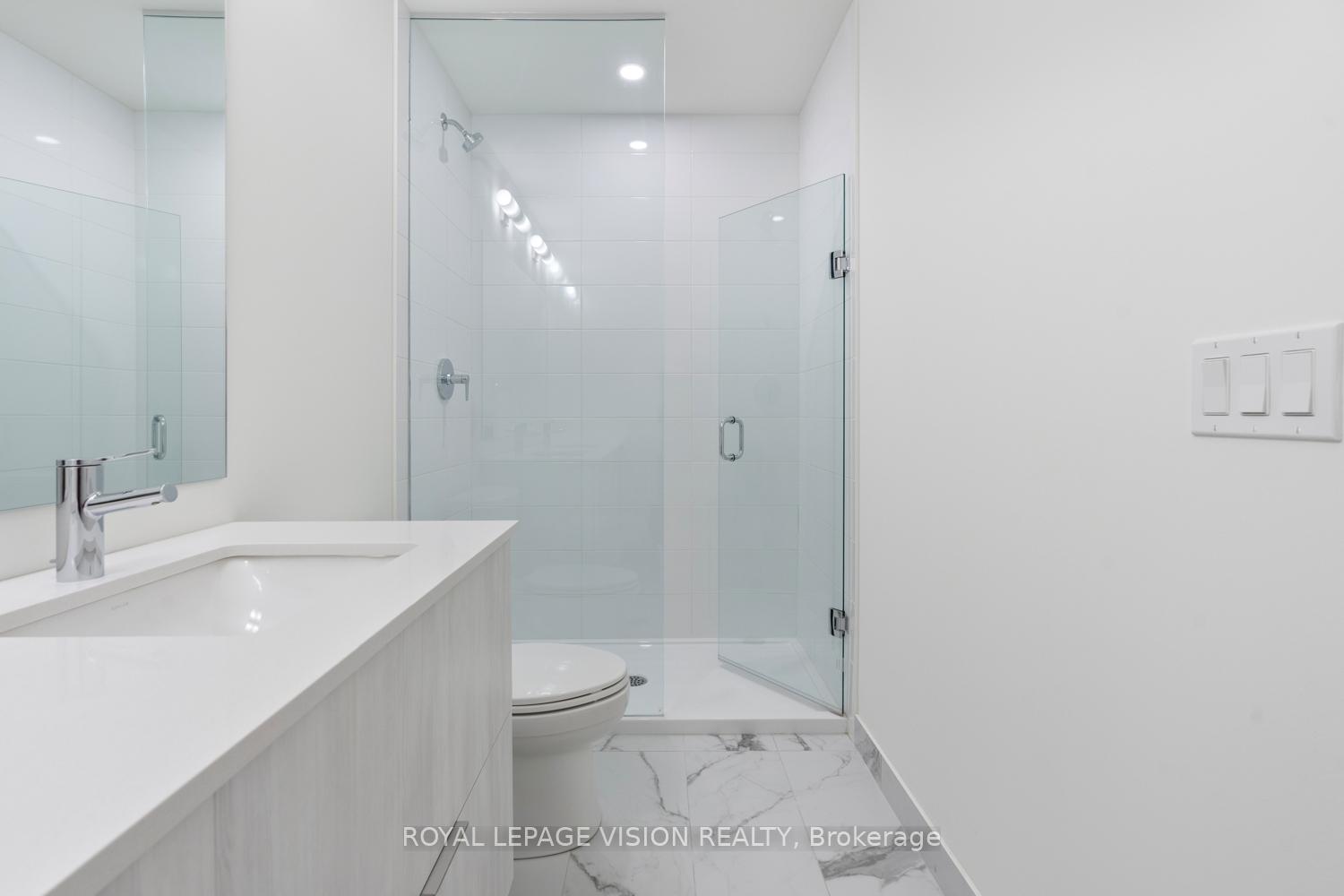 Photo 10 of Unit 625, 2 David Eyer Road, Richmond Hill, Rural Richmond Hill — HOMEH