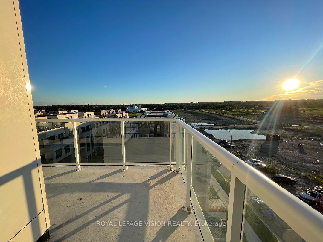 Photo 15 of Unit 625, 2 David Eyer Road, Richmond Hill, Rural Richmond Hill — HOMEH