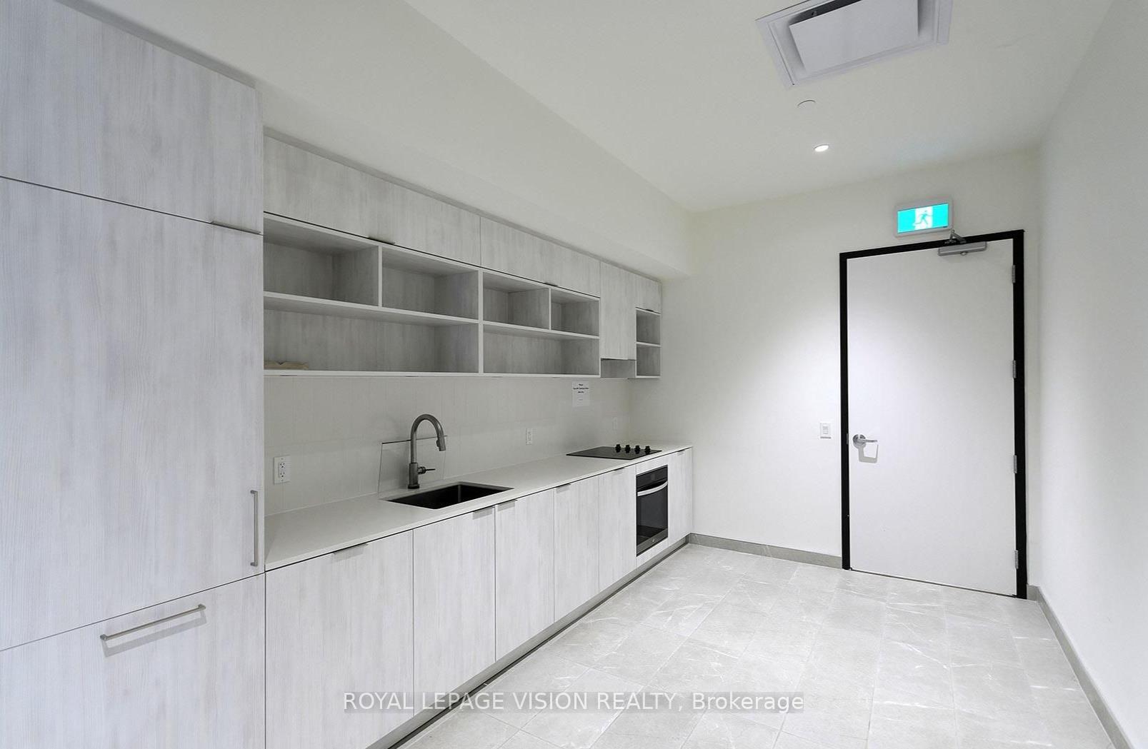 Photo 24 of Unit 625, 2 David Eyer Road, Richmond Hill, Rural Richmond Hill — HOMEH