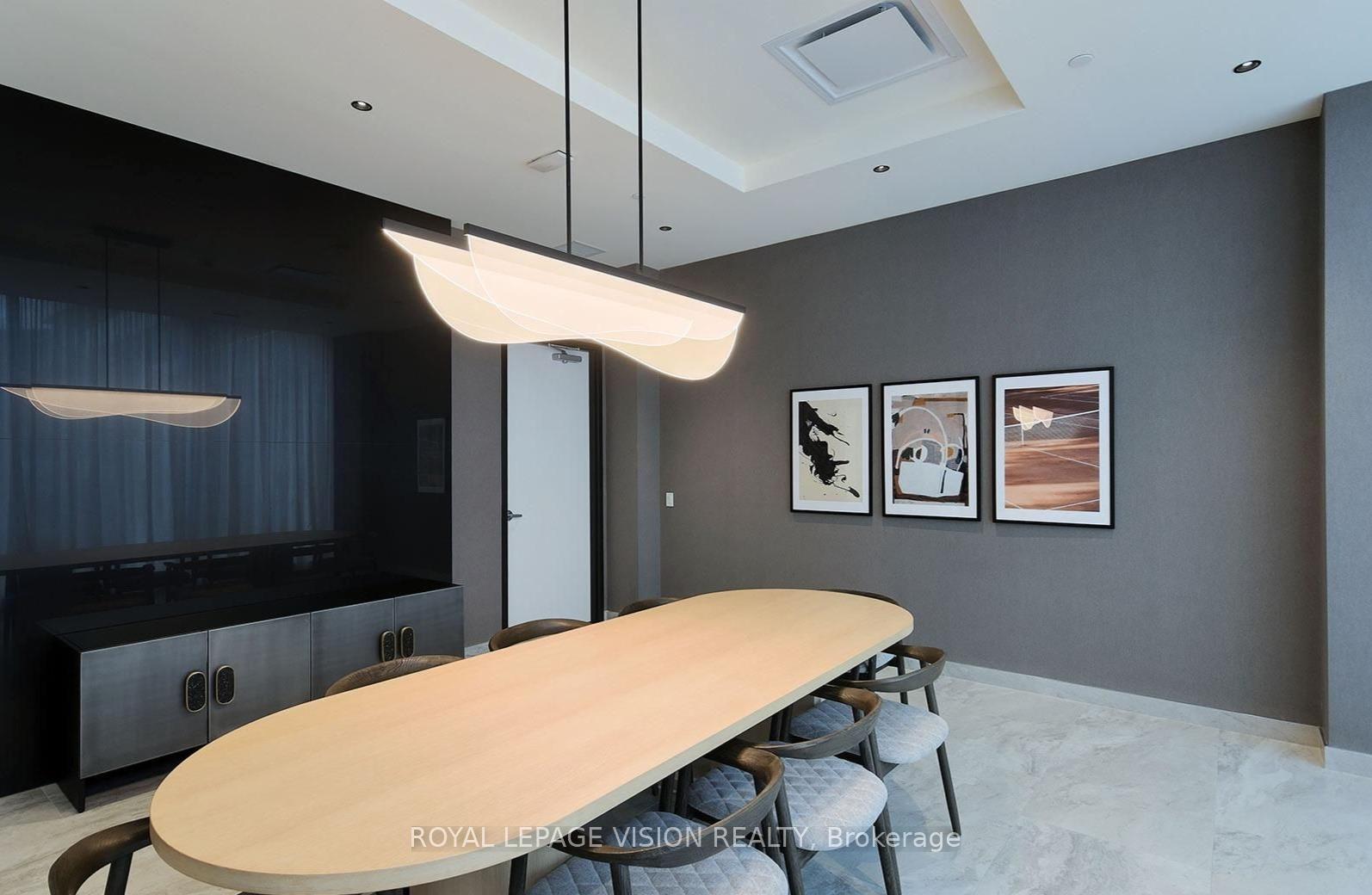 Photo 25 of Unit 625, 2 David Eyer Road, Richmond Hill, Rural Richmond Hill — HOMEH