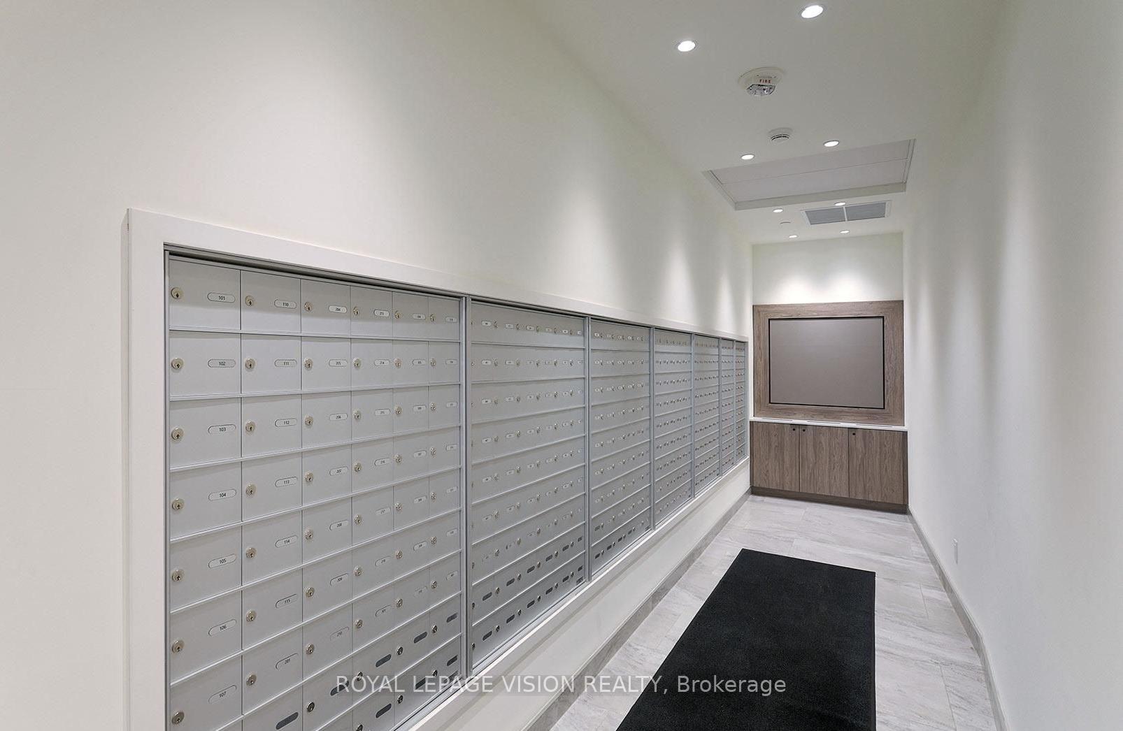 Photo 27 of Unit 625, 2 David Eyer Road, Richmond Hill, Rural Richmond Hill — HOMEH