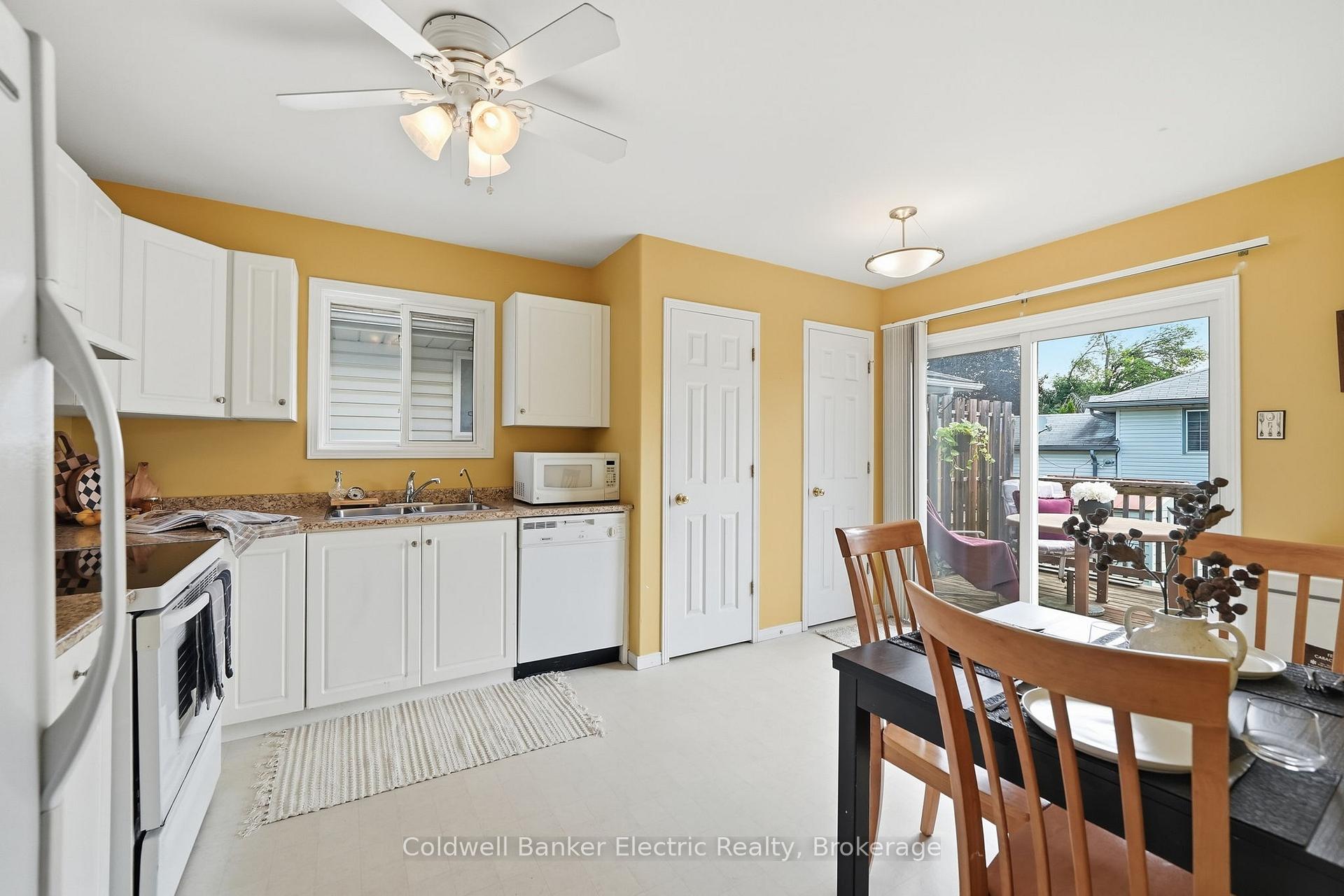 Photo 18 of 854 Abbey Lane, Peterborough, Ashburnham Ward 4 — HOMEH