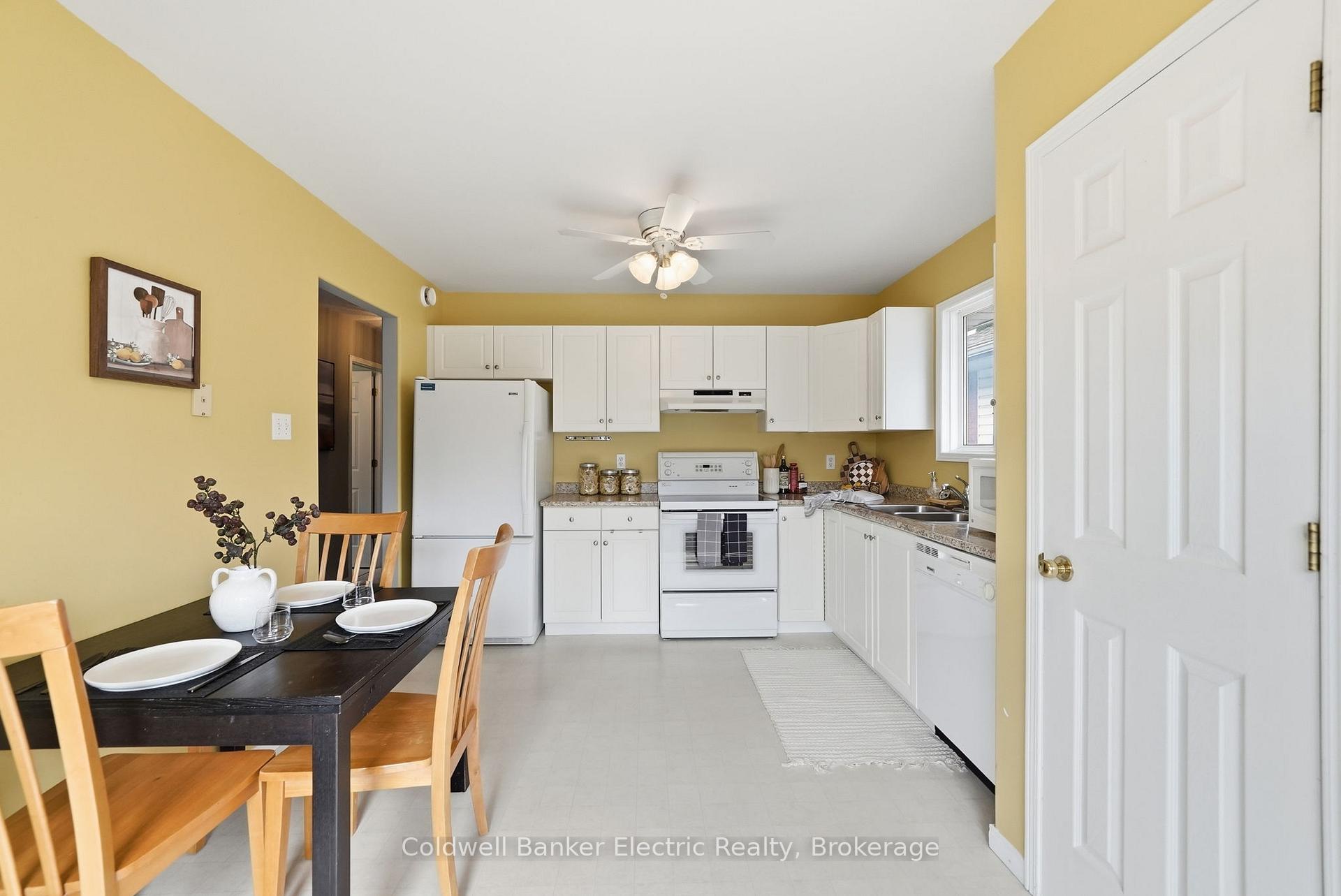 Photo 19 of 854 Abbey Lane, Peterborough, Ashburnham Ward 4 — HOMEH