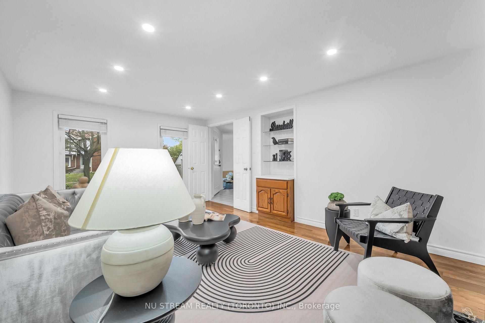 Photo 6 of 37 Wintermute Boulevard, Scarborough, Steeles — HOMEH
