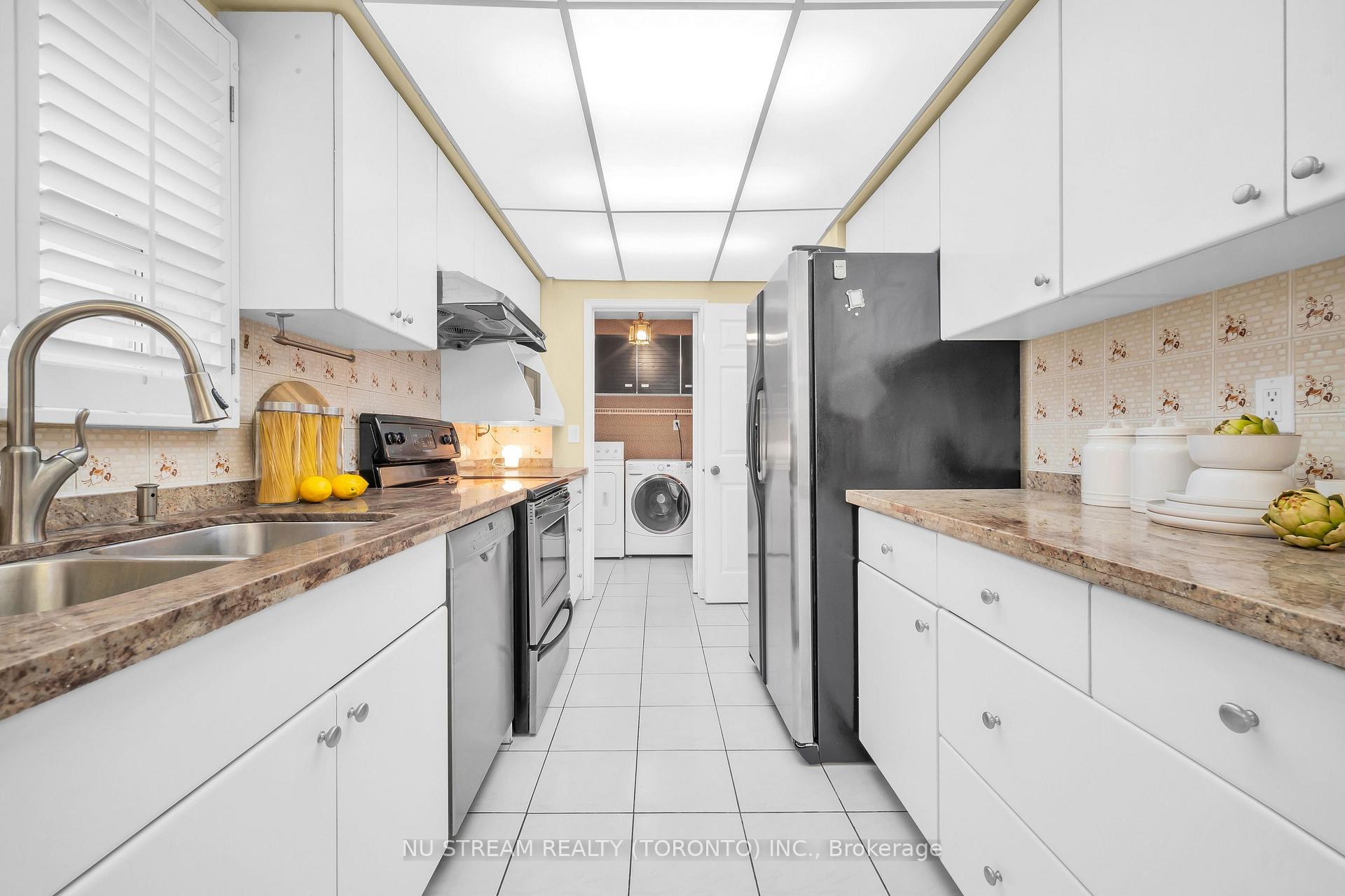 Photo 16 of 37 Wintermute Boulevard, Scarborough, Steeles — HOMEH