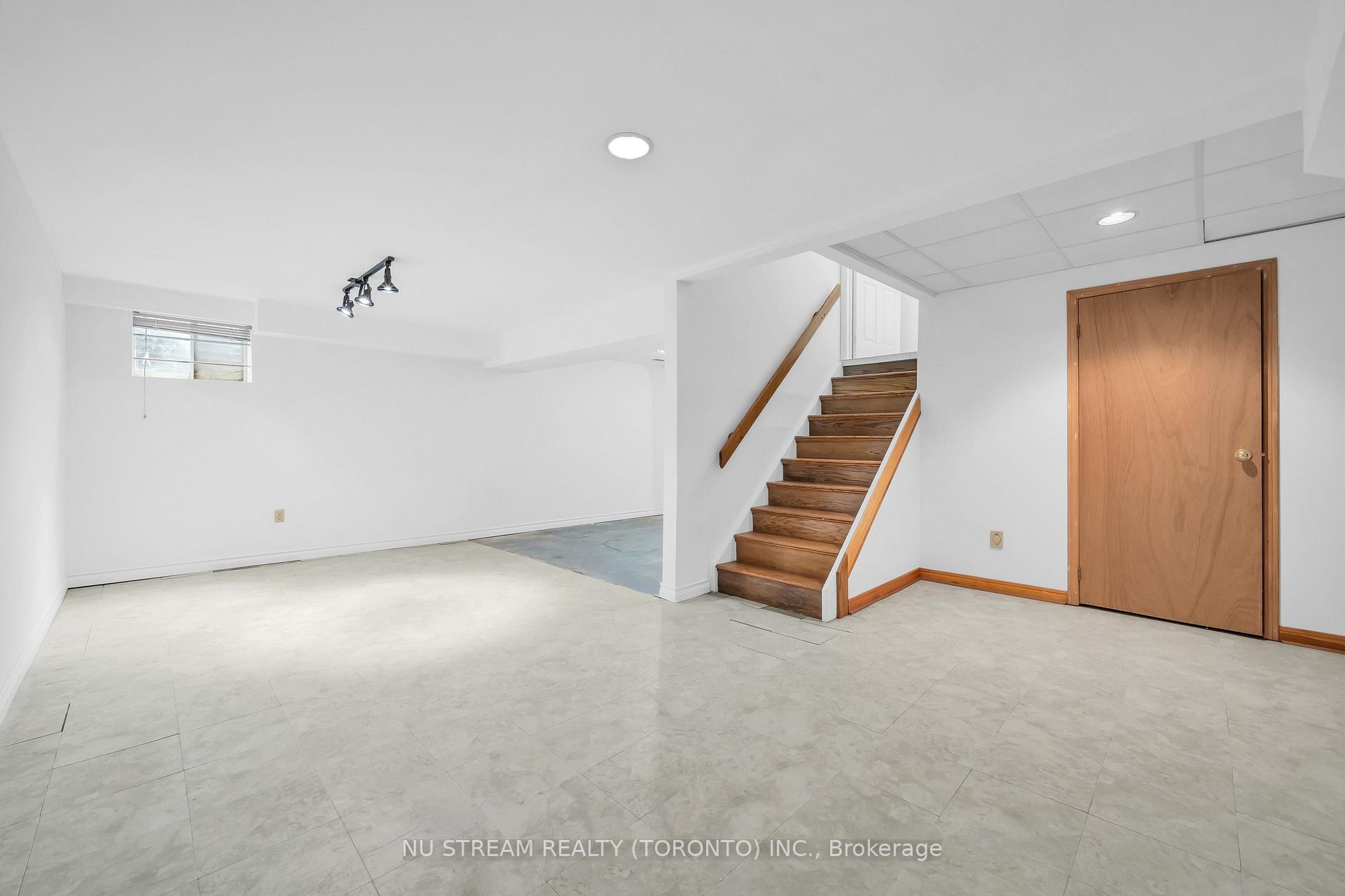 Photo 36 of 37 Wintermute Boulevard, Scarborough, Steeles — HOMEH