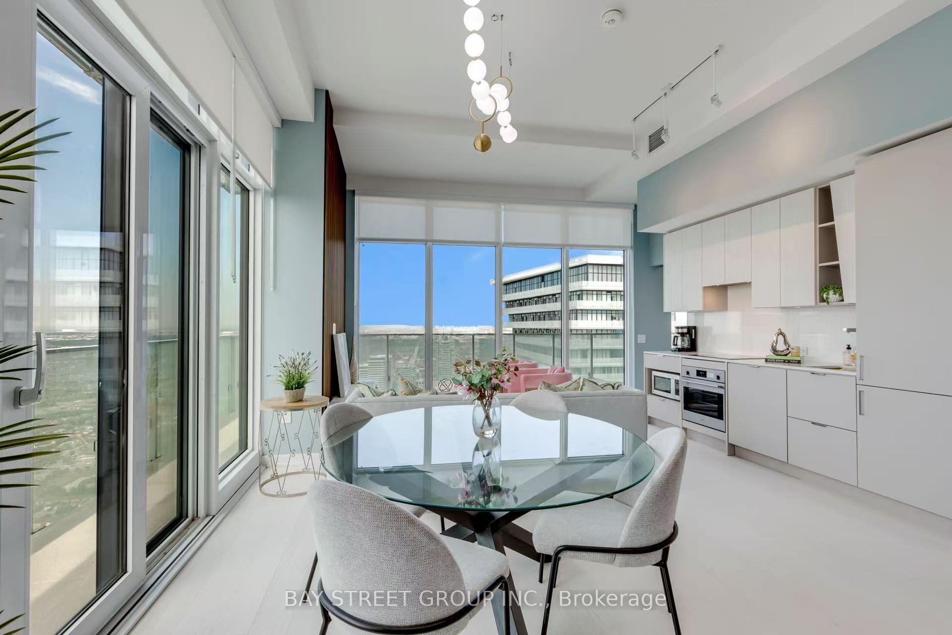 Photo 7 of Unit 6013, 3883 Quartz Road, Mississauga, City Centre — HOMEH