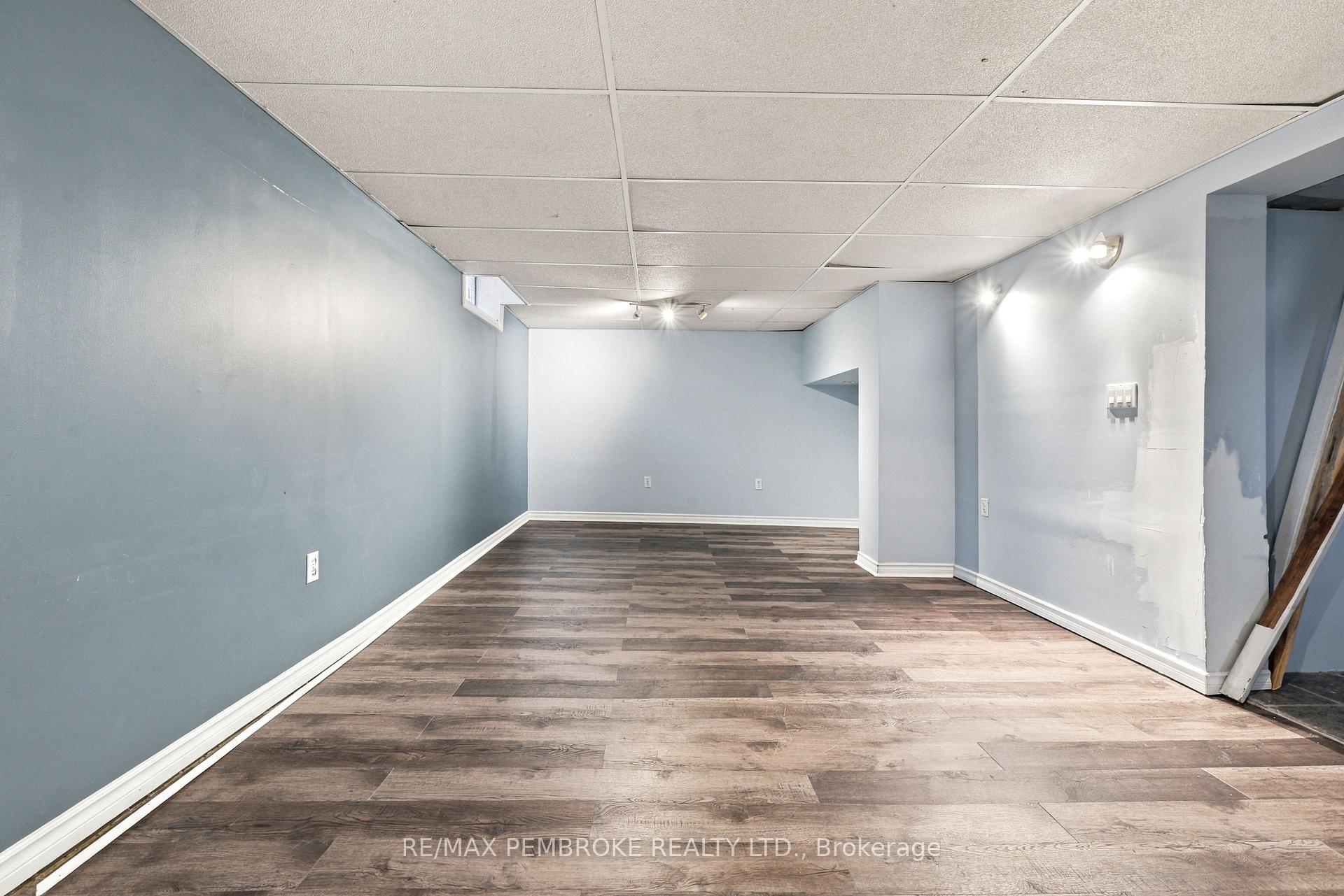 Photo 30 of 626 Hamilton Street W, Laurentian Valley, Laurentian Valley — HOMEH