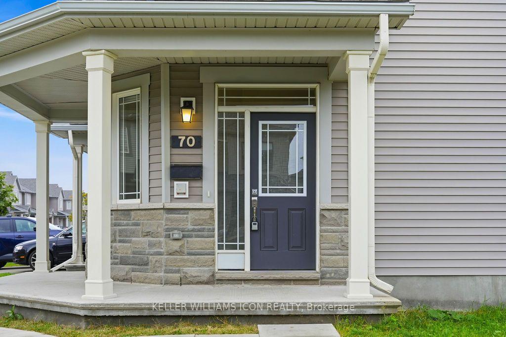 Photo 5 of 70 Mesa Drive, Ottawa, Barrhaven - Half Moon Bay — HOMEH