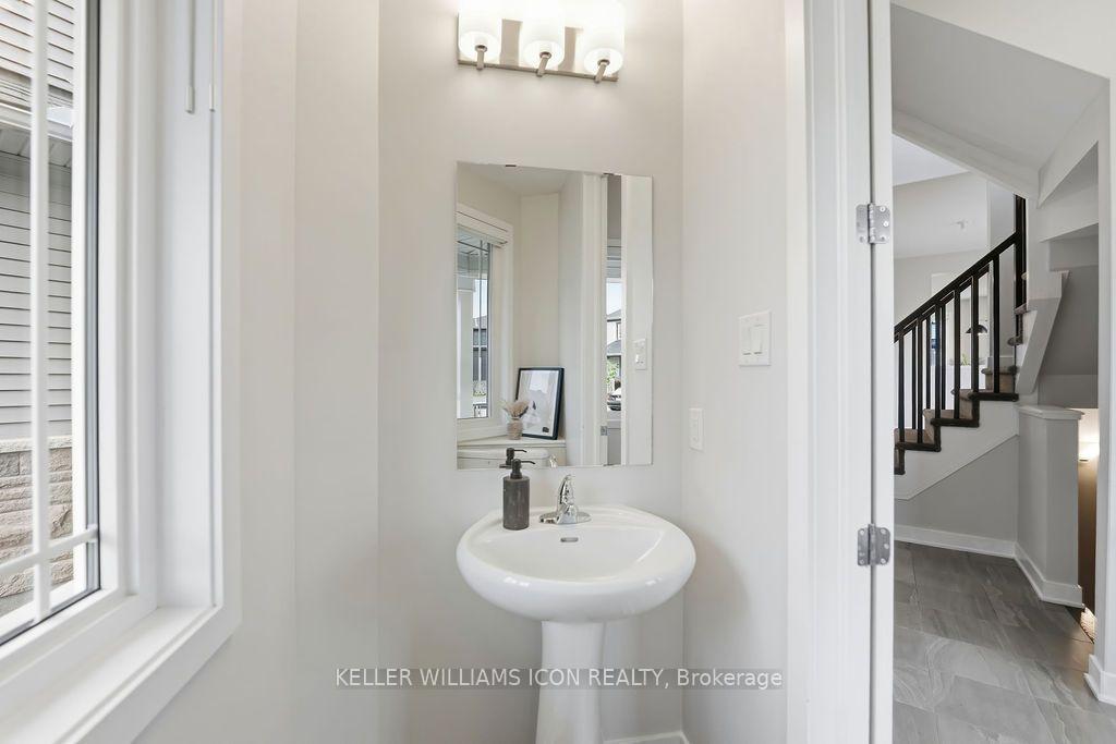Photo 8 of 70 Mesa Drive, Ottawa, Barrhaven - Half Moon Bay — HOMEH
