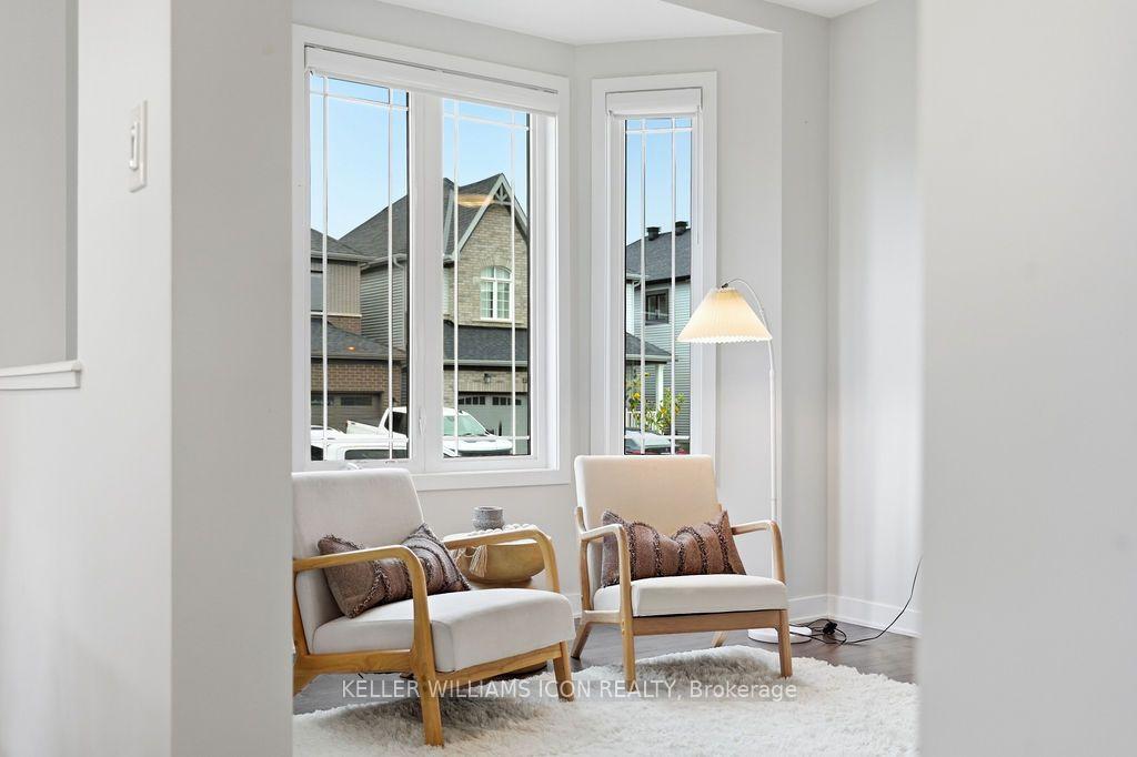 Photo 10 of 70 Mesa Drive, Ottawa, Barrhaven - Half Moon Bay — HOMEH