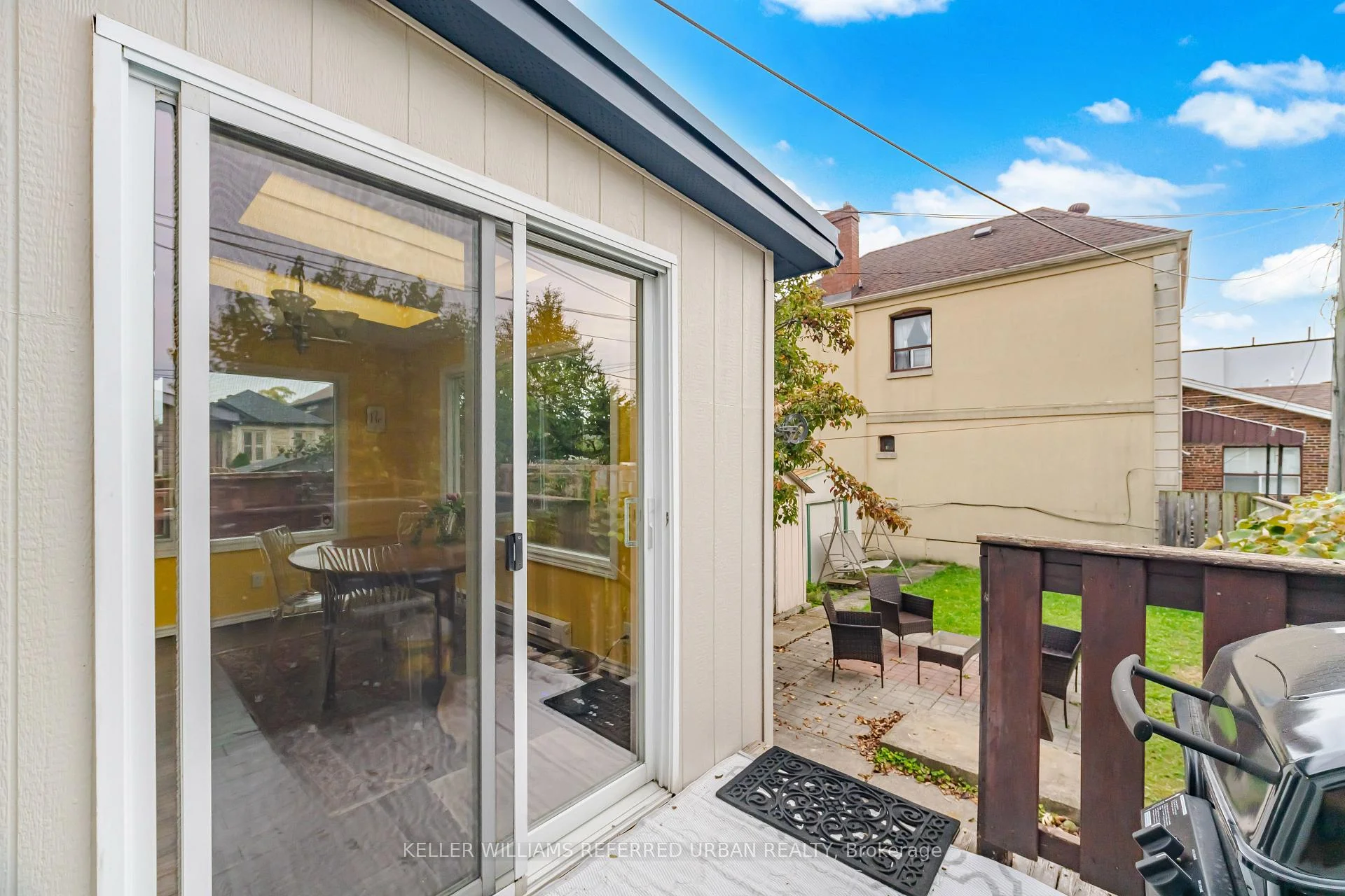 Photo 41 of 53 Bowie Avenue, North York, Briar Hill-Belgravia — HOMEH