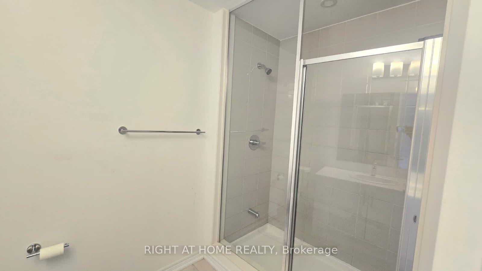 Photo 24 of 1992 Cameron Lott Crescent, Oshawa, Kedron — HOMEH