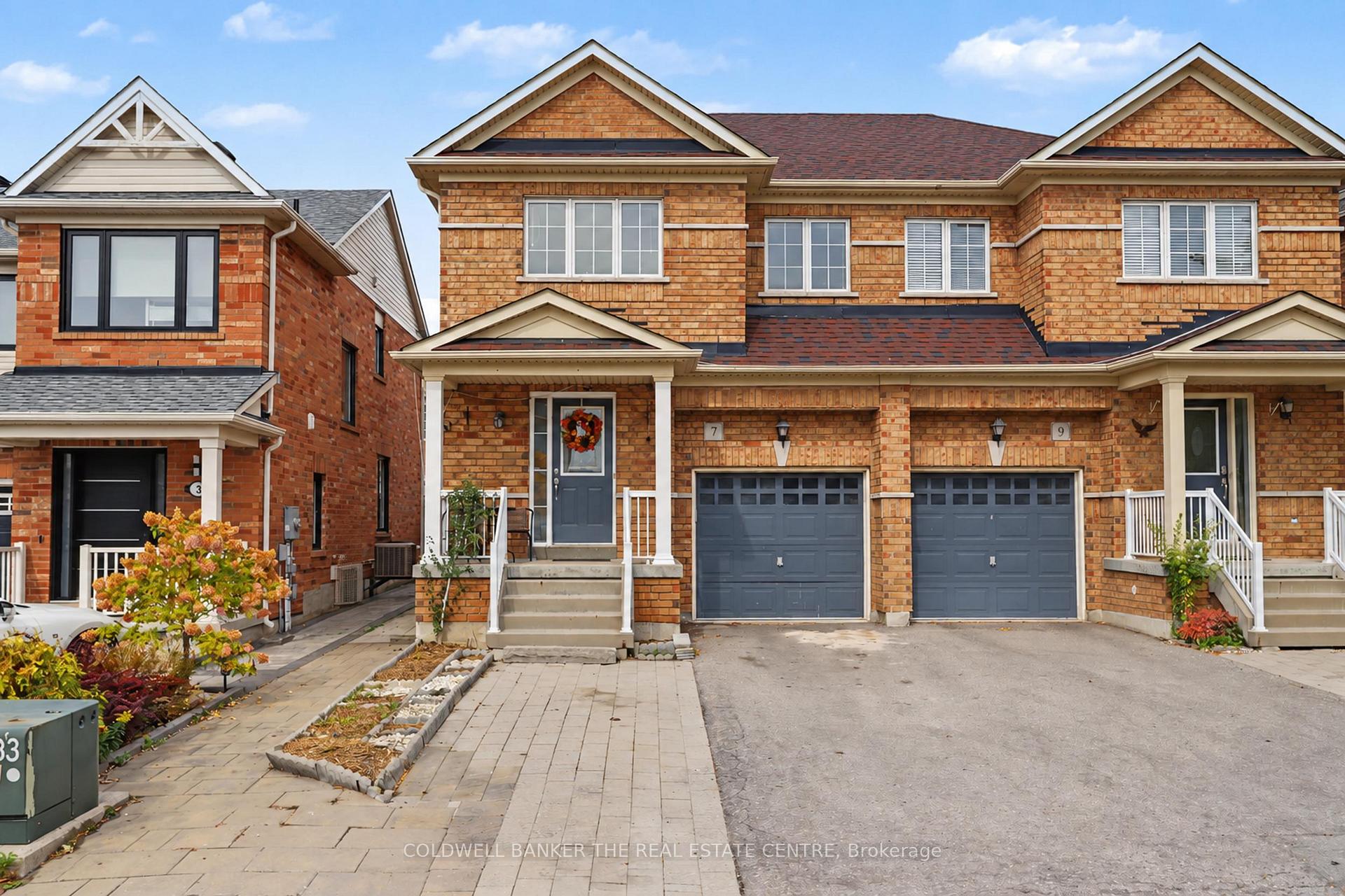 Front of 7 Isabella Garden Lane