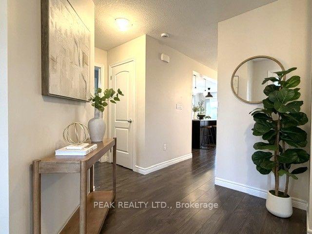 Photo 3 of 731 Guiness Way, London, North D — HOMEH