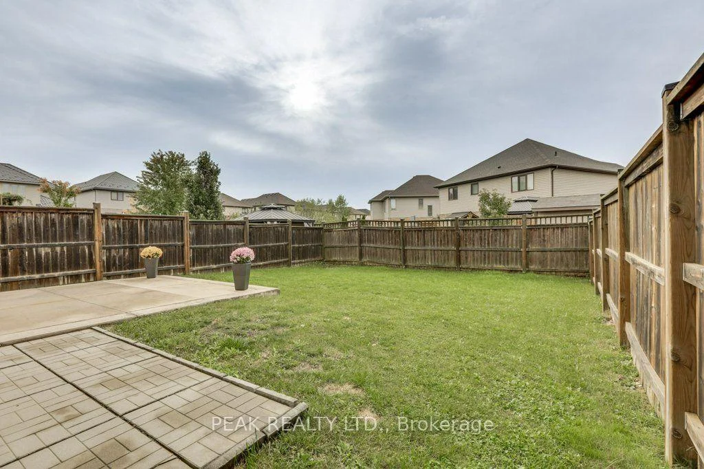 Photo 46 of 731 Guiness Way, London, North D — HOMEH