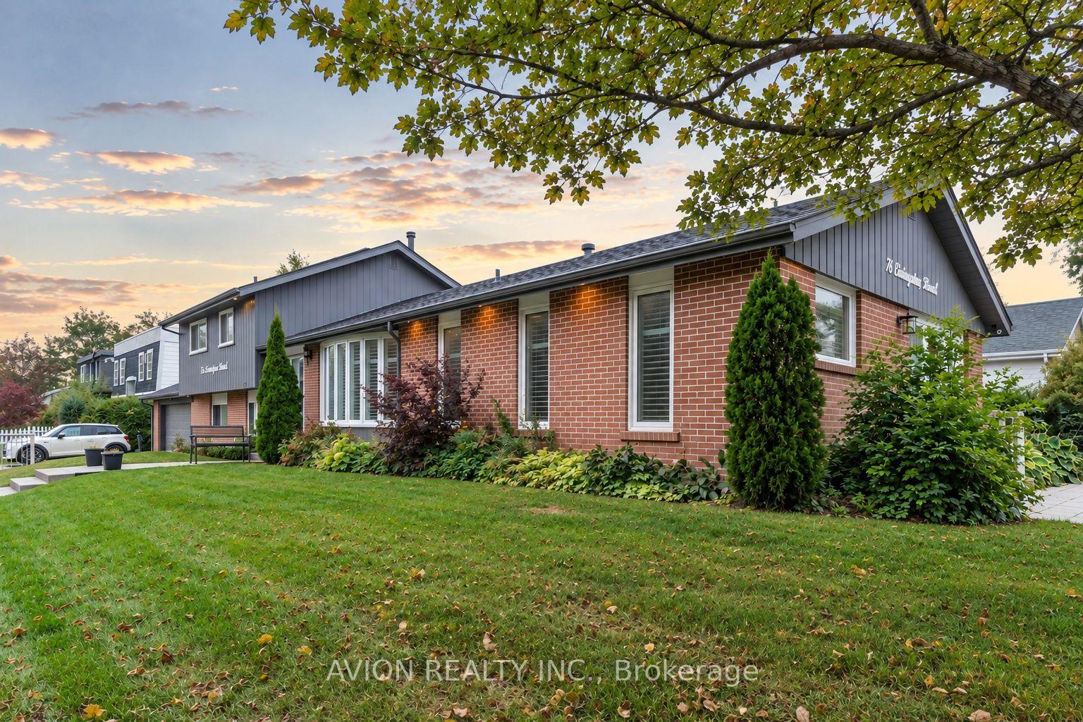 Photo 3 of 76 Livingston Road, Scarborough, Guildwood — HOMEH