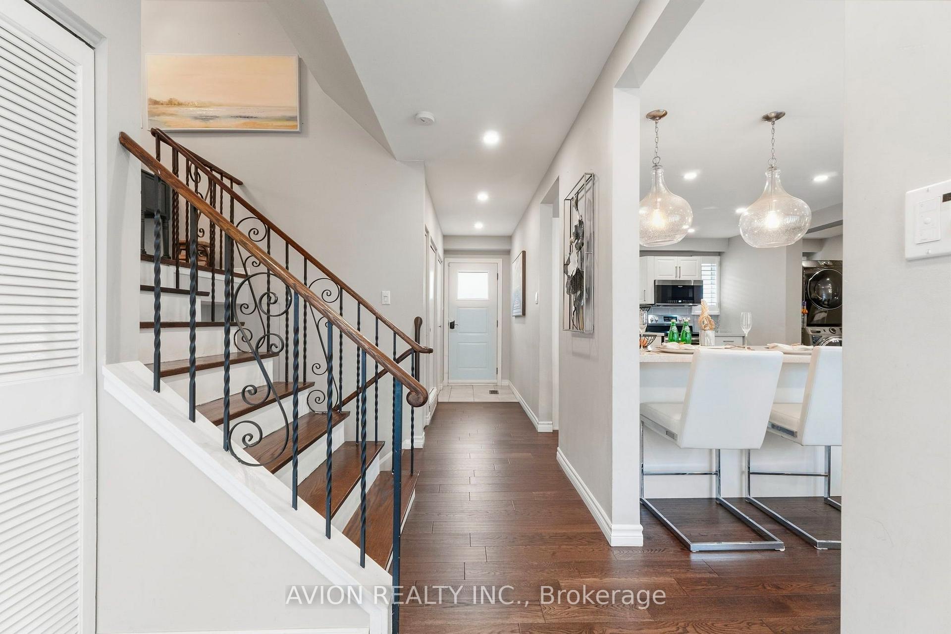 Photo 6 of 76 Livingston Road, Scarborough, Guildwood — HOMEH