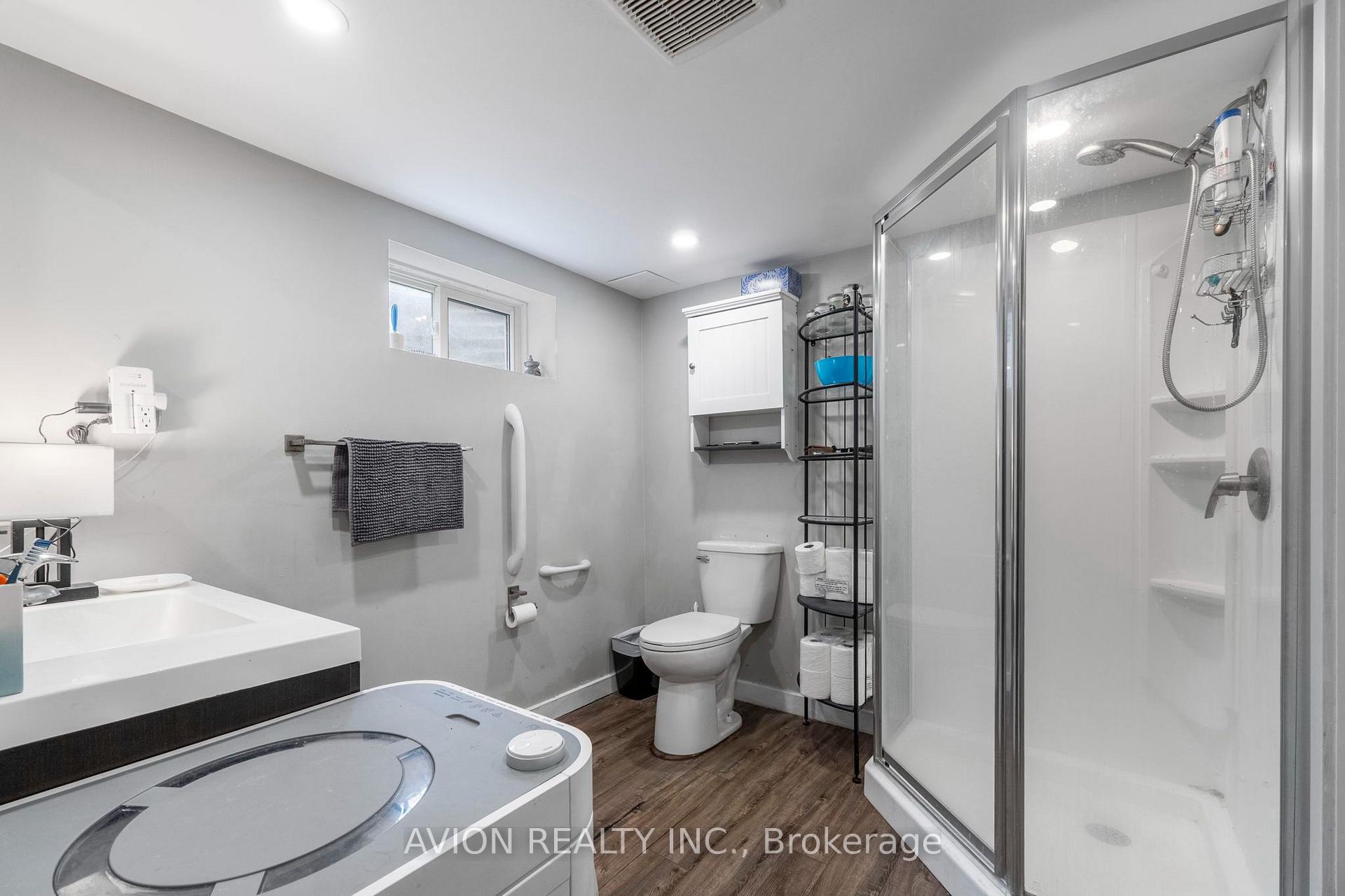 Photo 32 of 76 Livingston Road, Scarborough, Guildwood — HOMEH