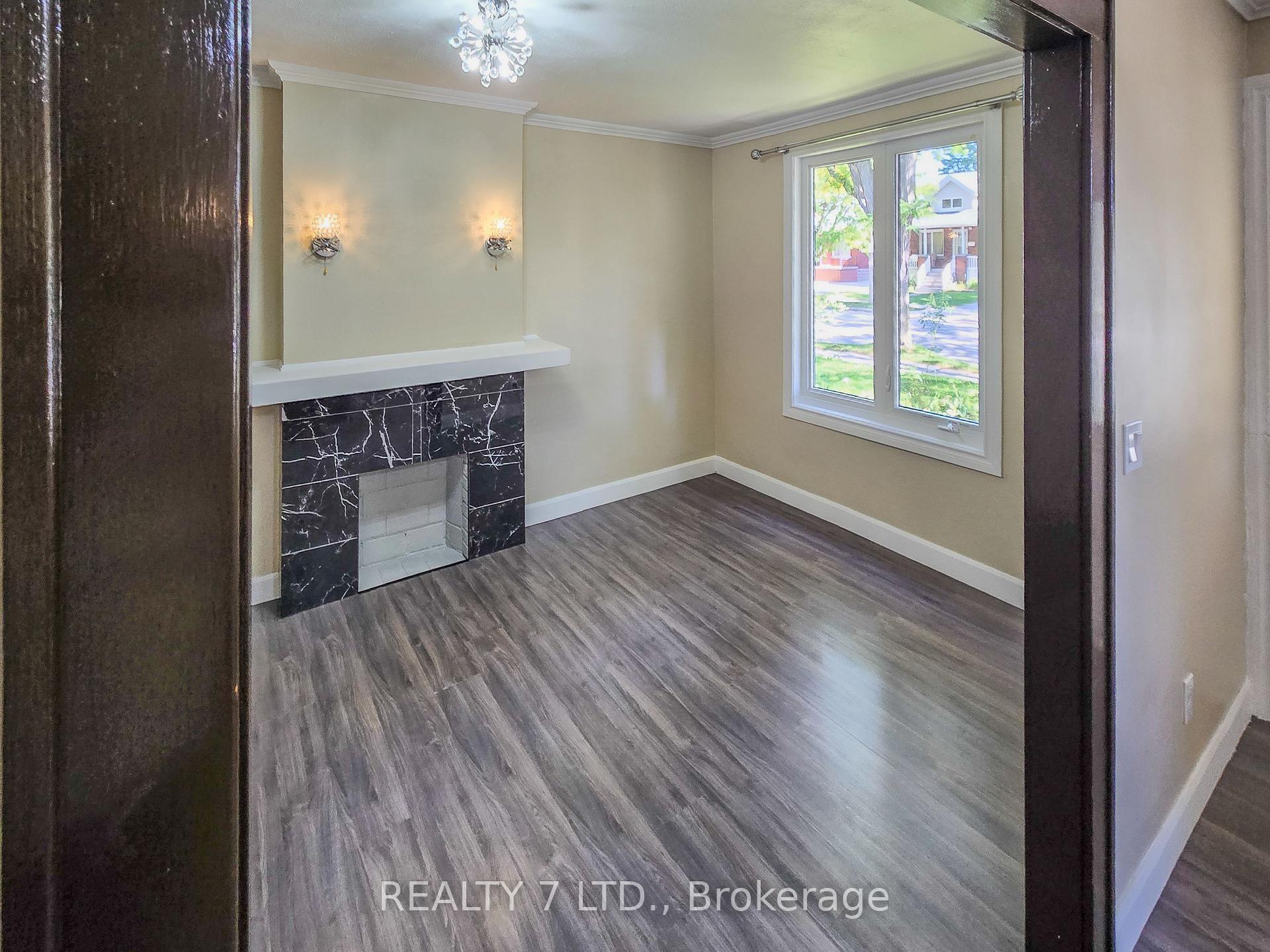 Photo 21 of 1083 Campbell Avenue, Windsor, Windsor University District — HOMEH