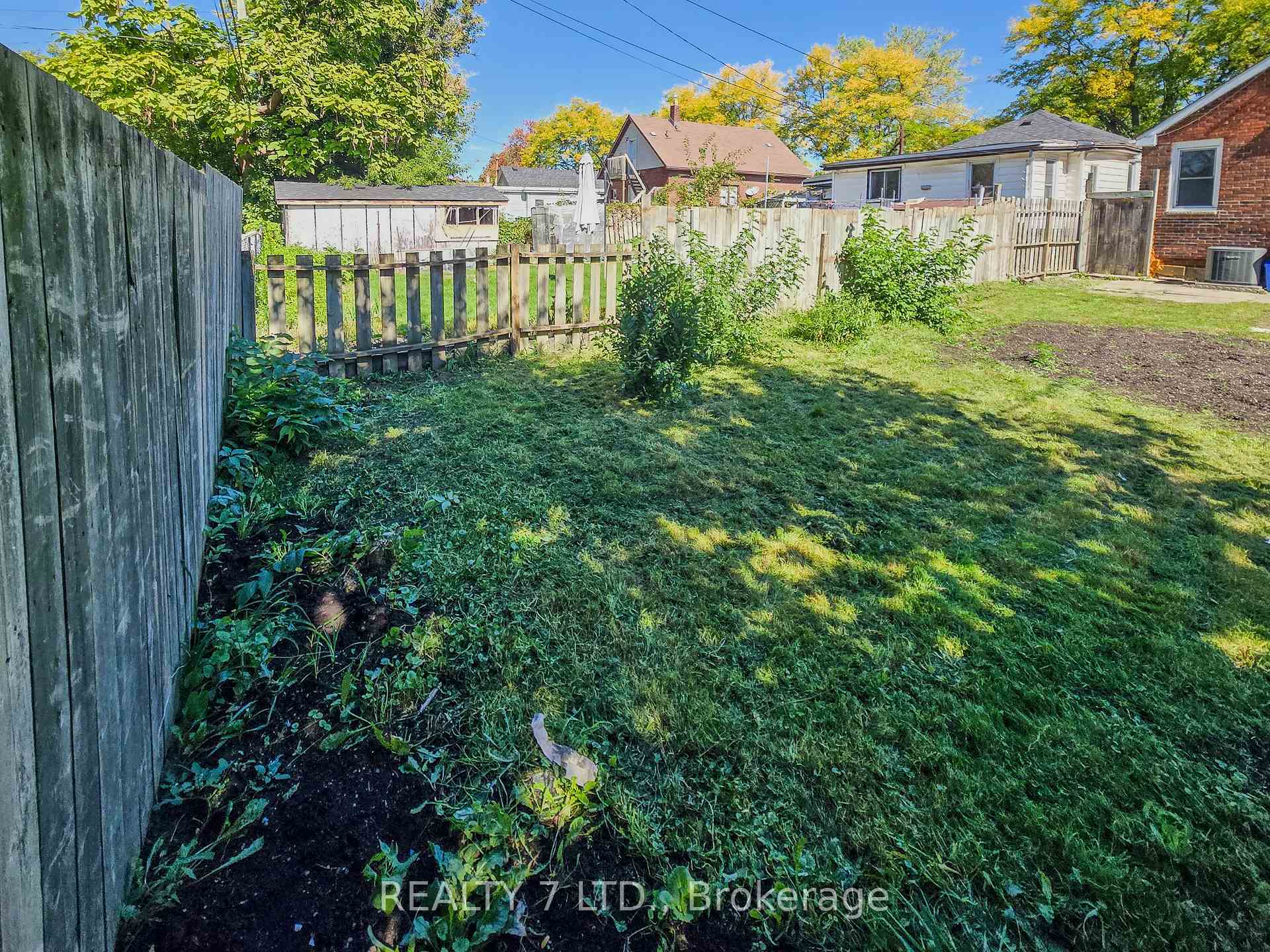 Photo 46 of 1083 Campbell Avenue, Windsor, Windsor University District — HOMEH