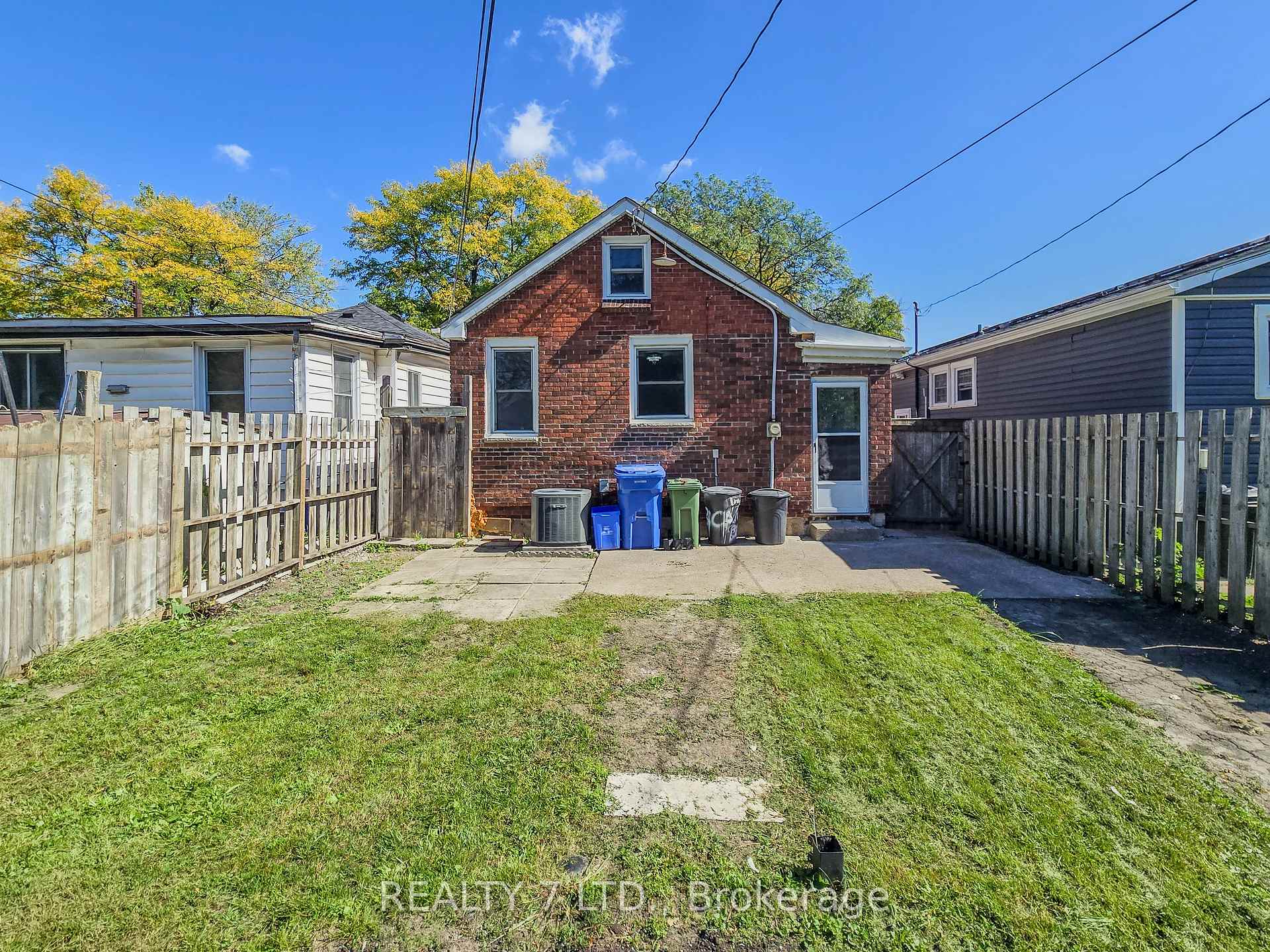 Photo 49 of 1083 Campbell Avenue, Windsor, Windsor University District — HOMEH