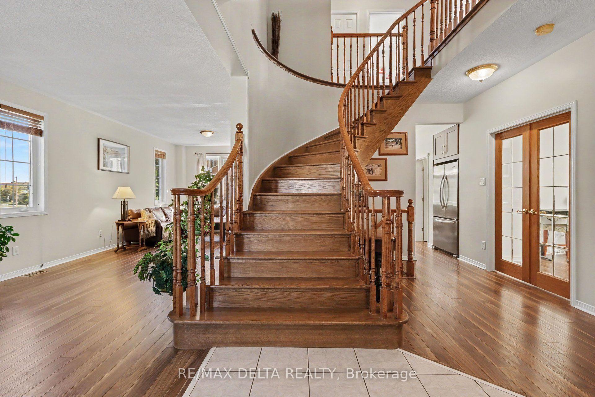 Photo 7 of 1 Cheltonia Way, Ottawa, Kanata - Kanata Lakes/Heritage Hills — HOMEH