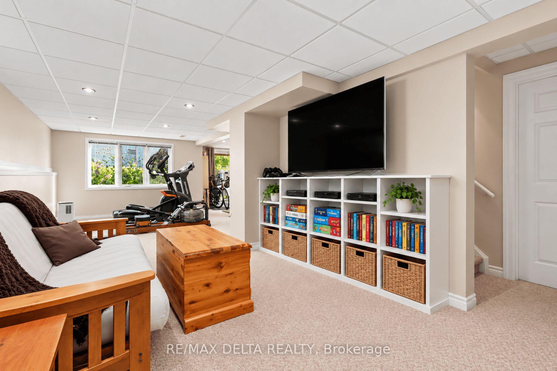 Photo 33 of 1 Cheltonia Way, Ottawa, Kanata - Kanata Lakes/Heritage Hills — HOMEH