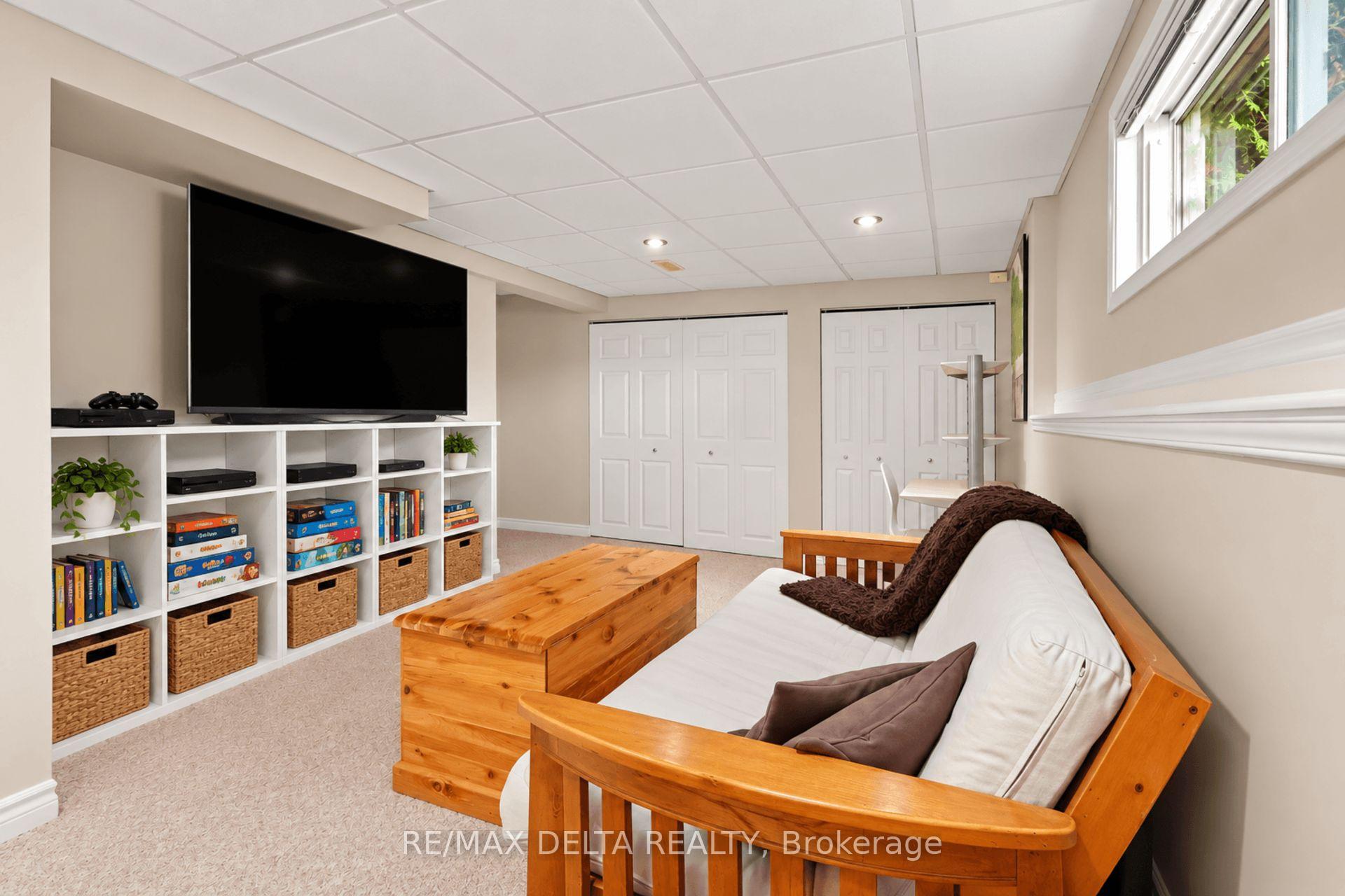 Photo 34 of 1 Cheltonia Way, Ottawa, Kanata - Kanata Lakes/Heritage Hills — HOMEH
