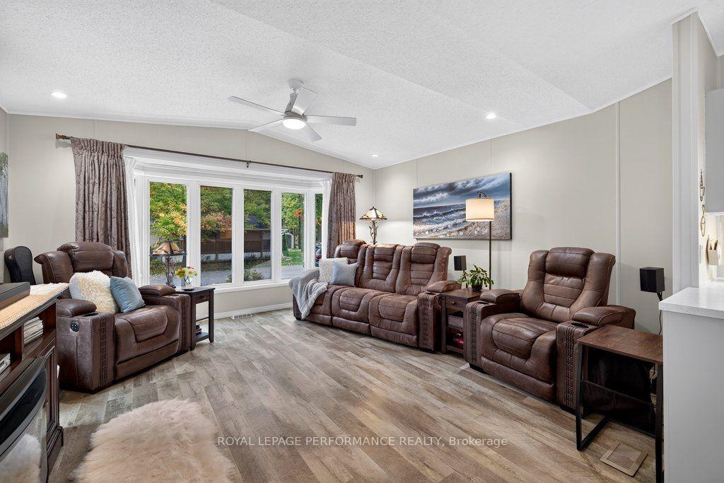 Photo 10 of 6636 Vista Patrick Private, Ottawa, Greely — HOMEH