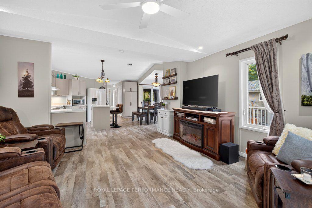 Photo 14 of 6636 Vista Patrick Private, Ottawa, Greely — HOMEH