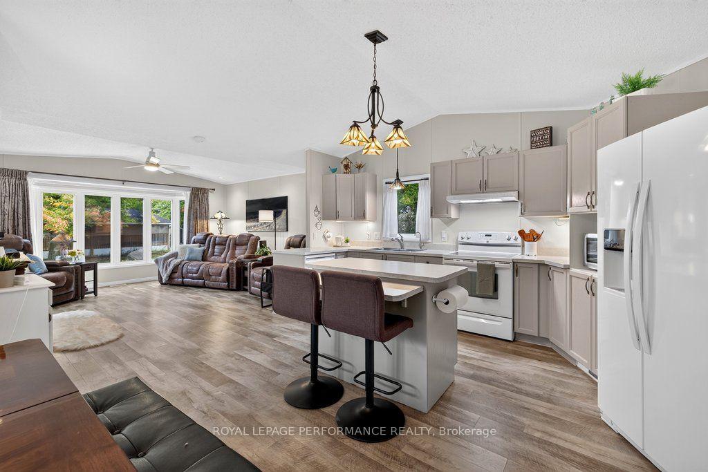 Photo 23 of 6636 Vista Patrick Private, Ottawa, Greely — HOMEH