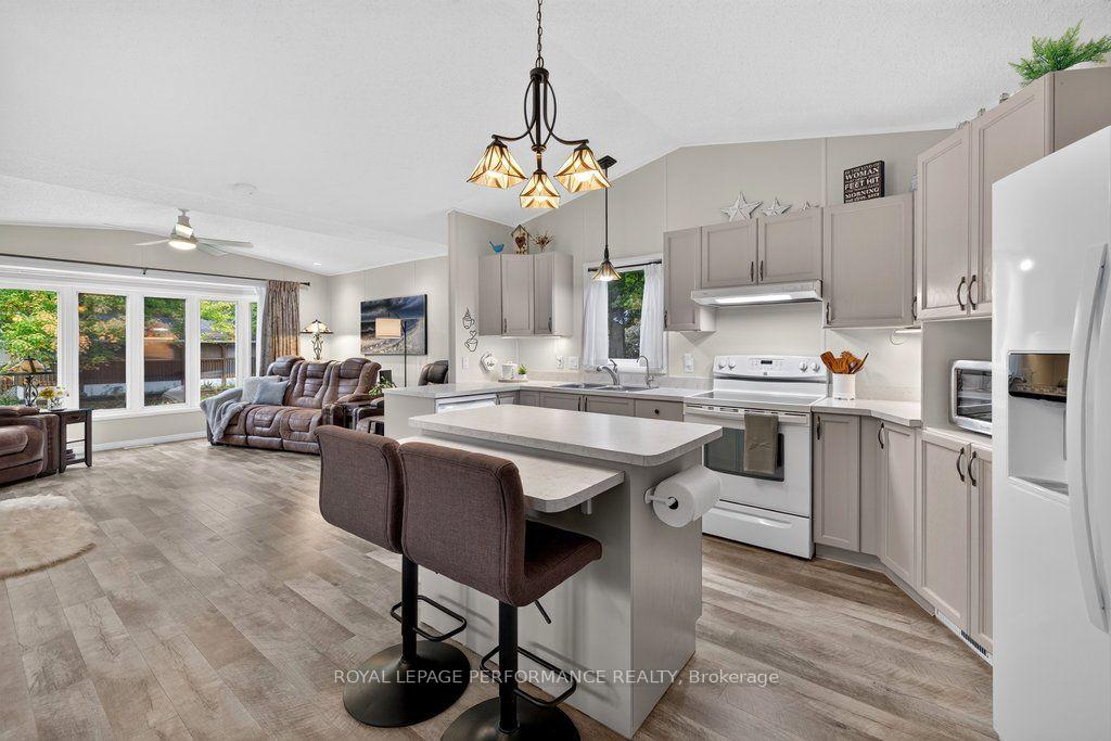 Photo 24 of 6636 Vista Patrick Private, Ottawa, Greely — HOMEH