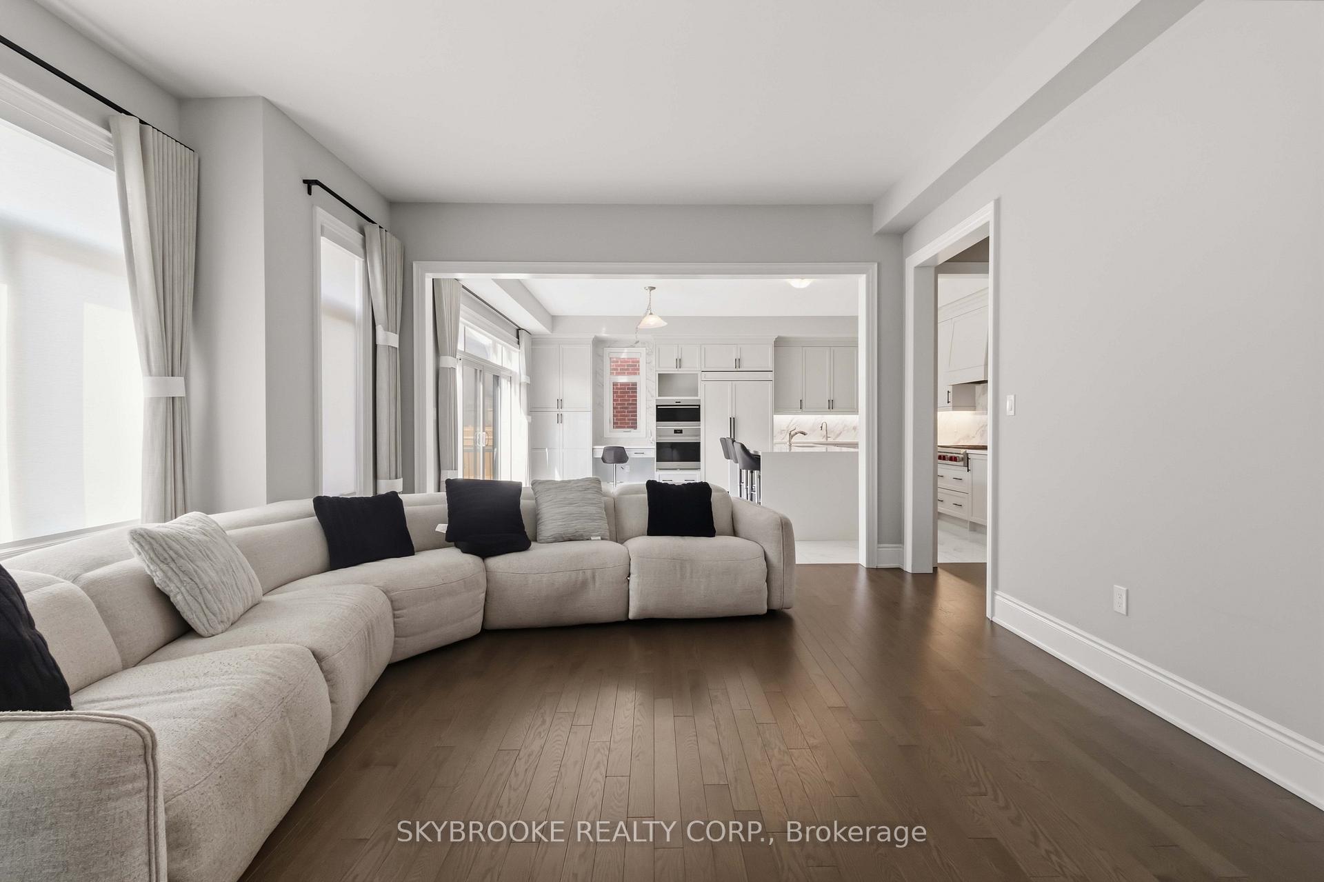Photo 9 of 73 Broad Way, King, Nobleton — HOMEH