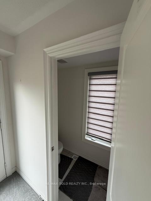 Photo 13 of 43 Queenpost Drive, Brampton, Credit Valley — HOMEH