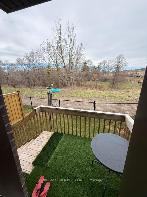 Photo 14 of 43 Queenpost Drive, Brampton, Credit Valley — HOMEH