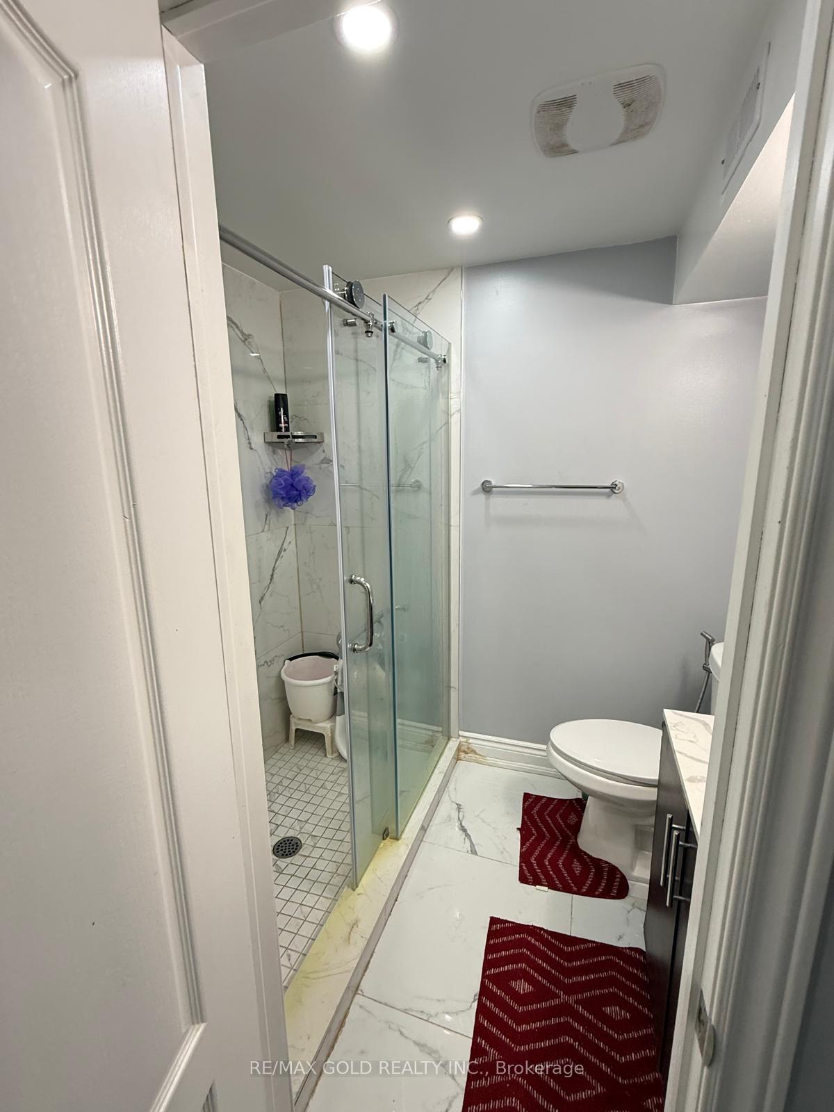 Photo 21 of 43 Queenpost Drive, Brampton, Credit Valley — HOMEH