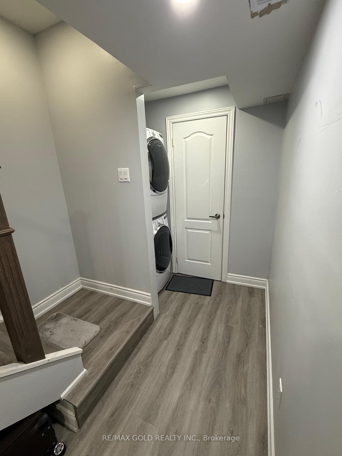 Photo 22 of 43 Queenpost Drive, Brampton, Credit Valley — HOMEH